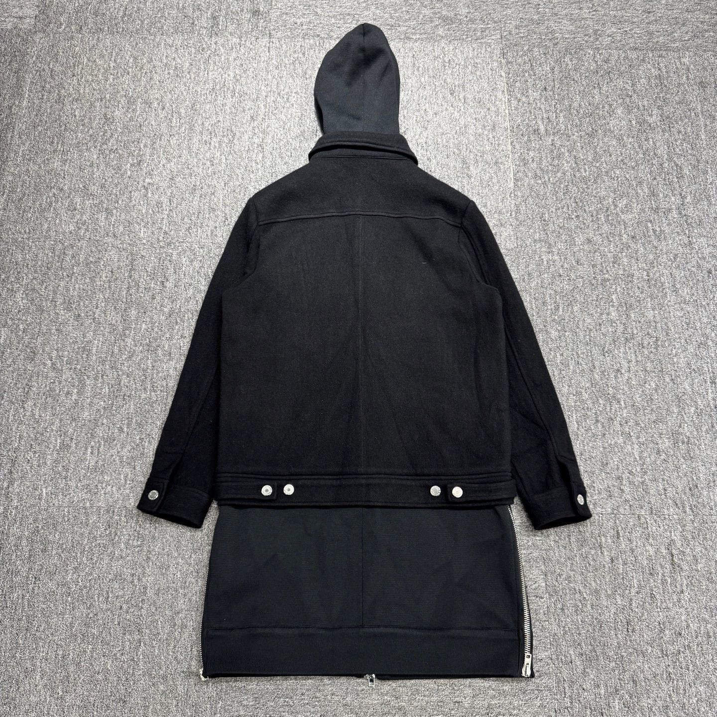 Givenchy Givenchy two-in-one wool coat M Size M / US 6-8 / IT 42-44 - 5 Thumbnail