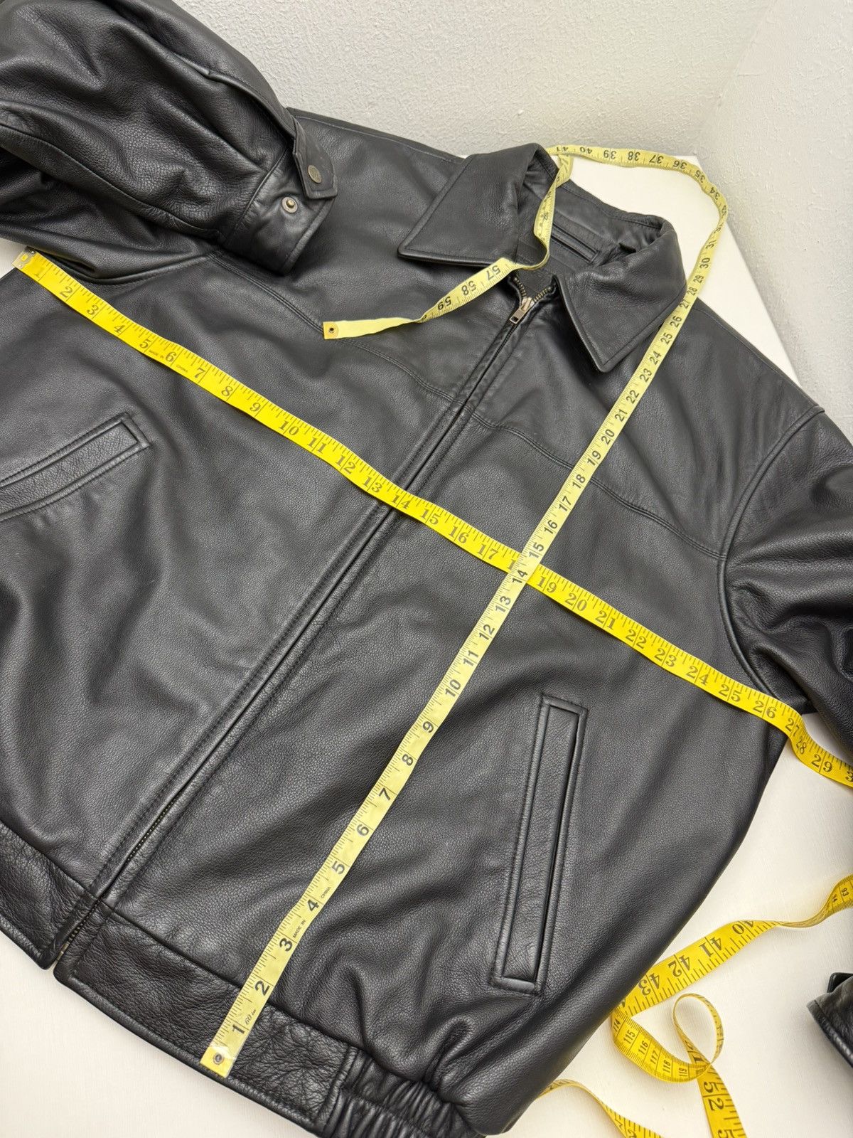 Roundtree & Yorke Roundtree & Yorke Genuine Leather Black Bomber Jacket XL Size US XL / EU 56 / 4 - 6 Thumbnail