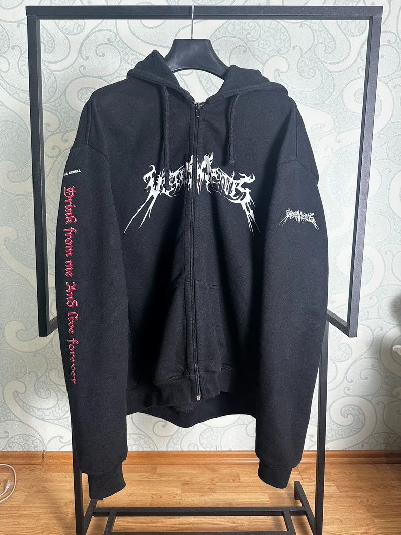 トップス VETEMENTS 23SS CUT-UP ZIP-UP HOODIE Deconstructed Zip-Up Hoodie in Black – SVRN