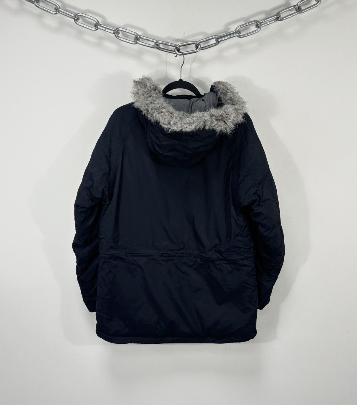 The North Face The North Face McMurdo Women’s Fur Hooded Black Down Jacket Size M / US 6-8 / IT 42-44 - 3 Thumbnail