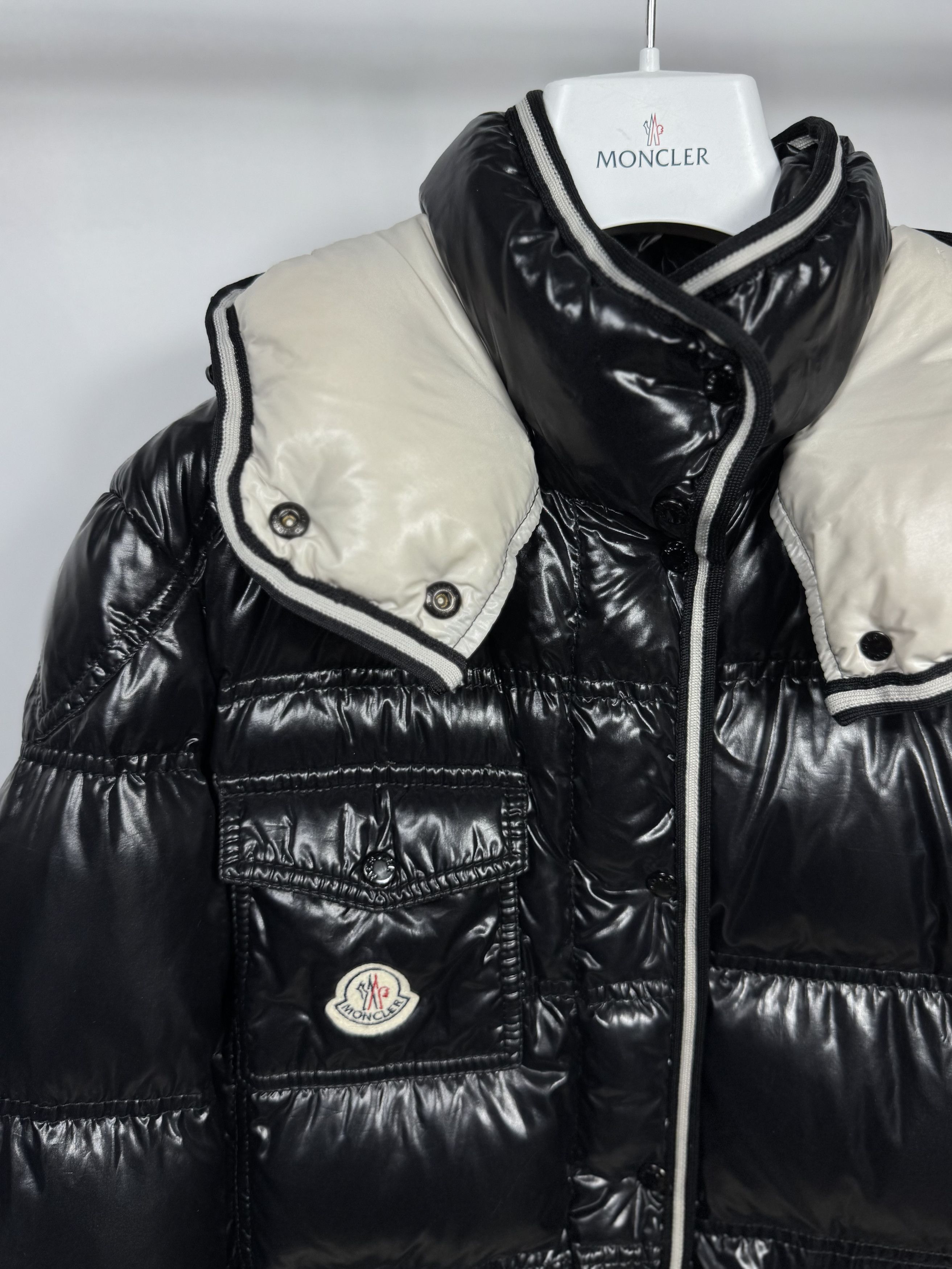 Moncler Moncler Quincy Puffer Jacket Size M / US 6-8 / IT 42-44 - 2 Thumbnail