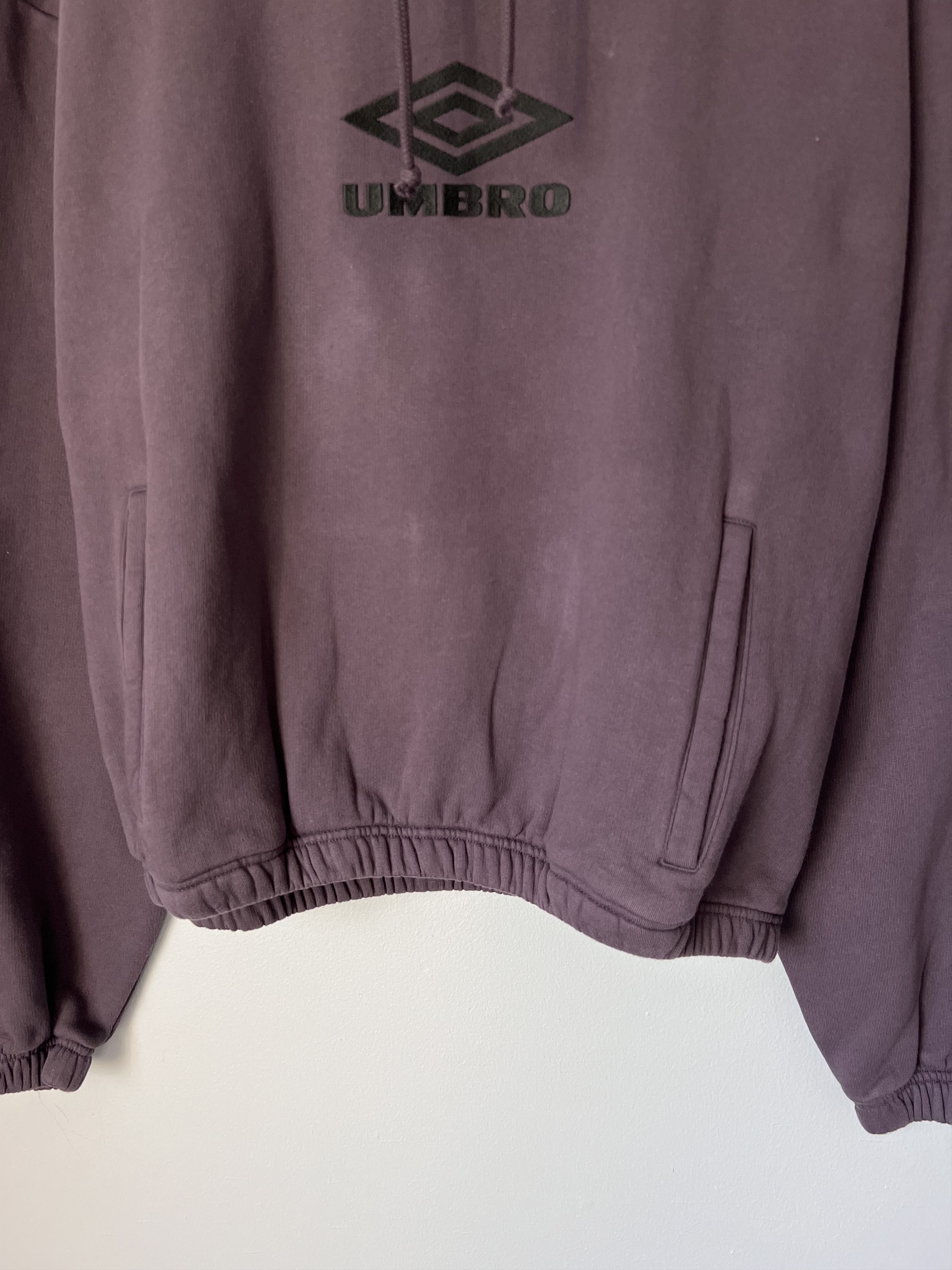 Umbro Umbro OG Logo Mask Hoodie in Dark Purple Size US XL / EU 56 / 4 - 3 Thumbnail