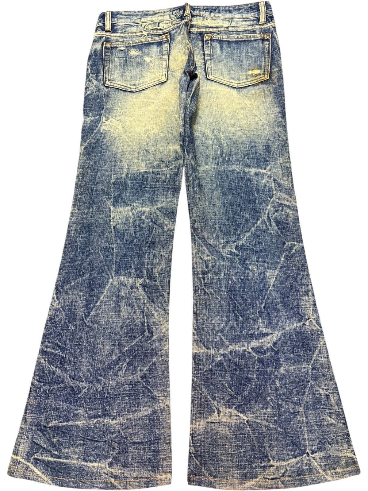 Tornado Mart Vintage Japanese Brand Mud Wash Distress Flare Jeans Size 30" / US 8 / IT 44 - 2 Thumbnail