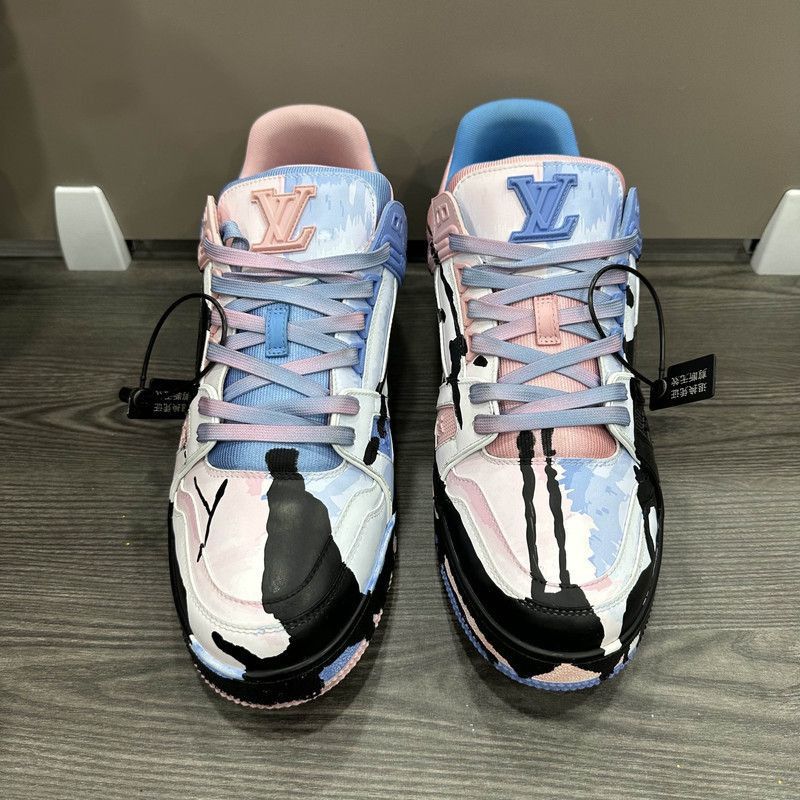 Louis Vuitton Louis Vuitton Trainer Low-top Sneakers with Artistic Design Size US 9.5 / EU 42-43 - 2 Thumbnail