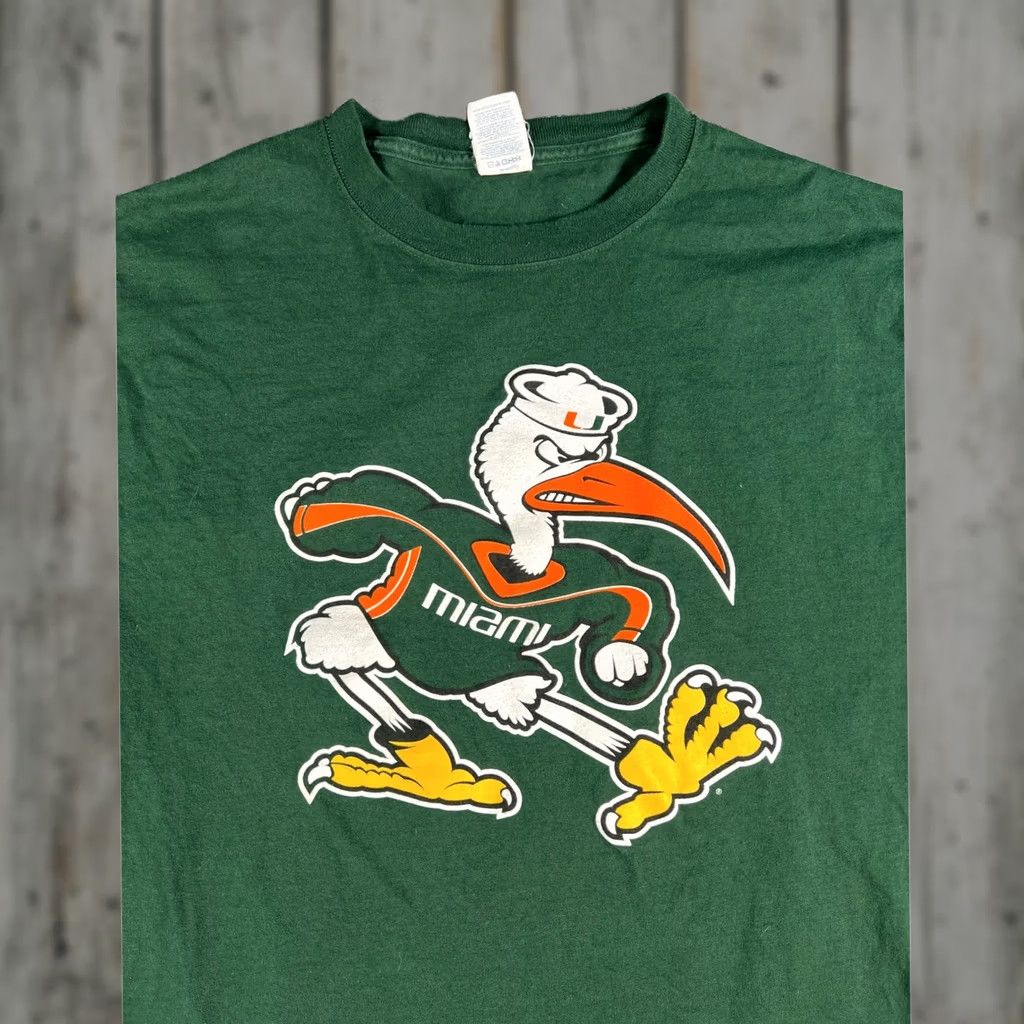 Logo 7 VINTAGE Miami Hurricanes T-Shirt Mens XL Green Sebastian the Ibis 90s Big Logo Size US XL / EU 56 / 4 - 1 Thumbnail