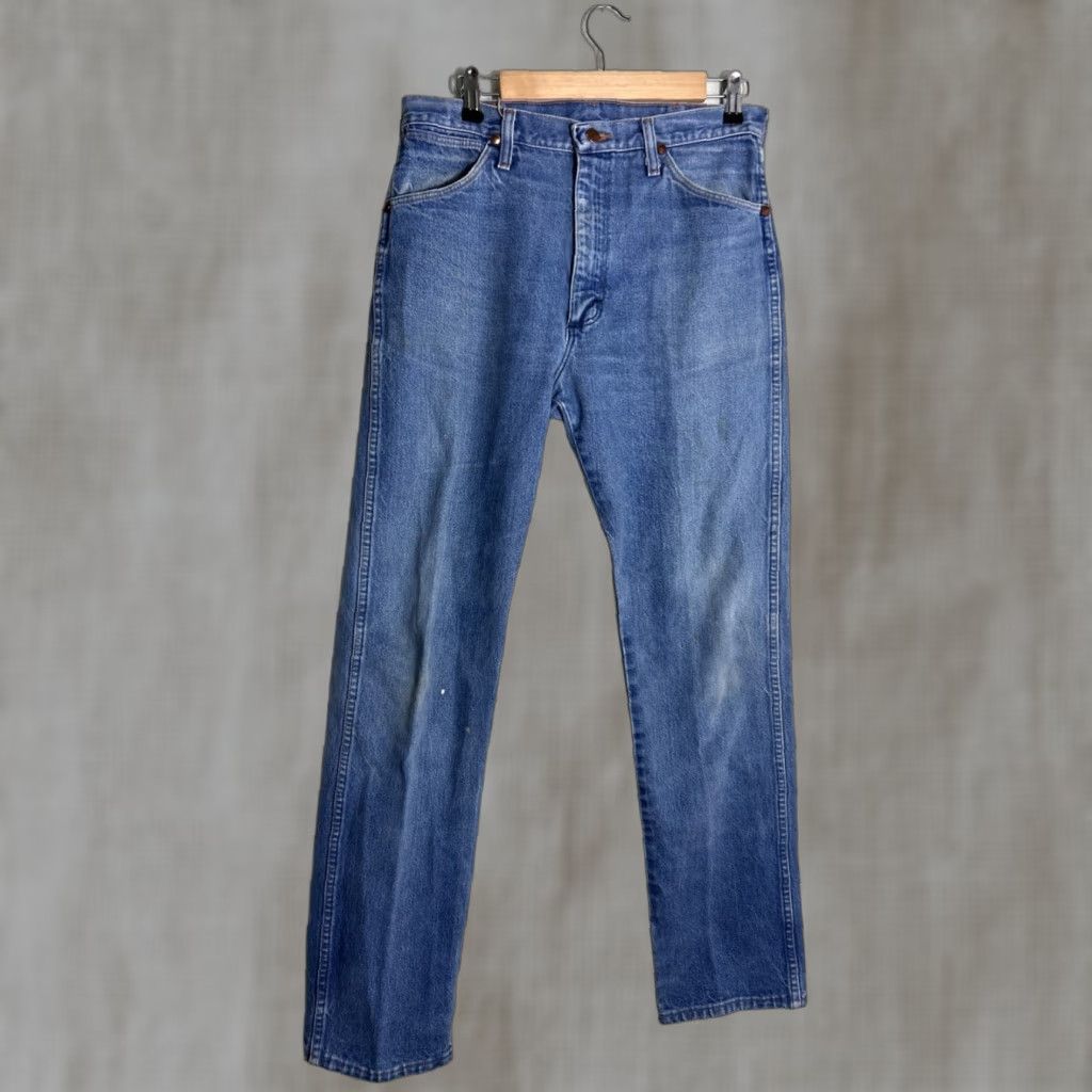 Wrangler VINTAGE Wrangler Jeans Light Wash Straight 32x34 USA Blue Mens Jeans Size US 32 / EU 48 - 1 Thumbnail