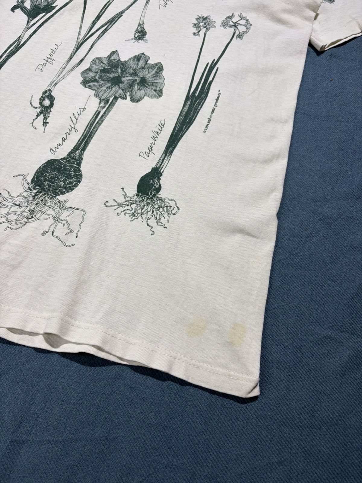 Vintage Vintage 90s Gardener All Over Print 1994 Plant Lover T Shirt Size US L / EU 52-54 / 3 - 3 Thumbnail