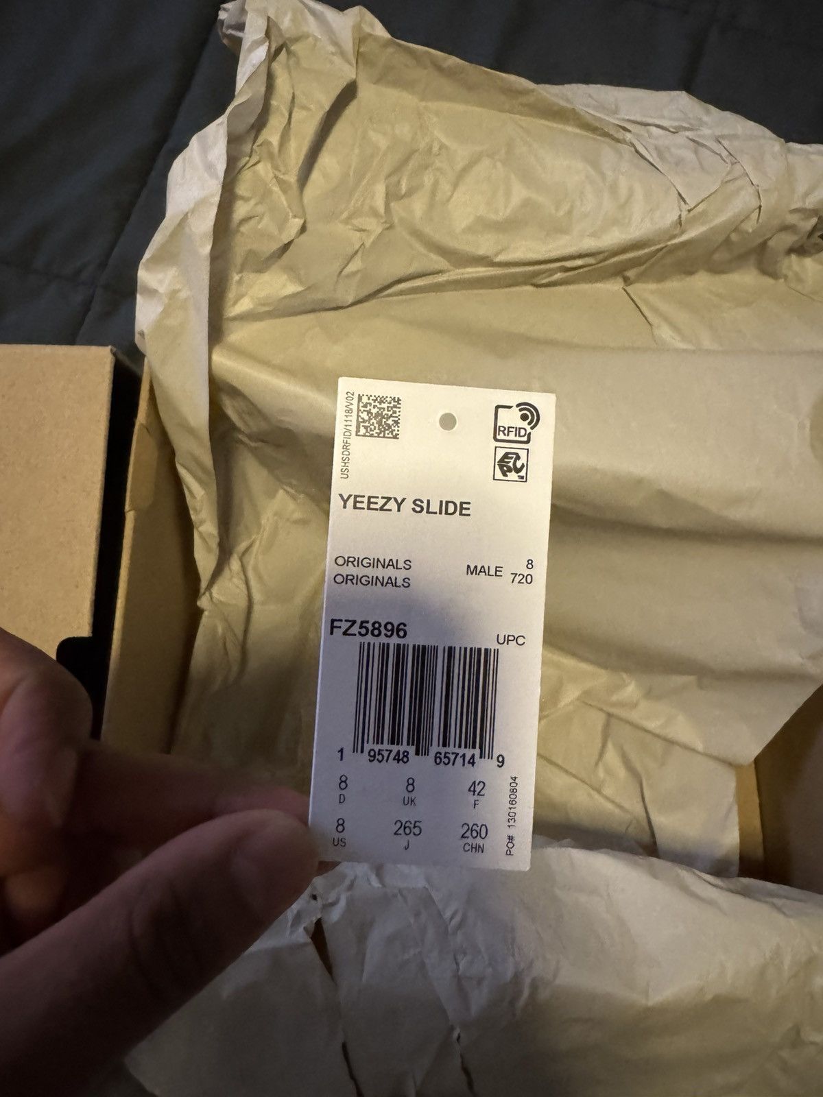 Adidas adidas Yeezy Slide “Flax” Size US 8 / EU 41 - 8 Thumbnail