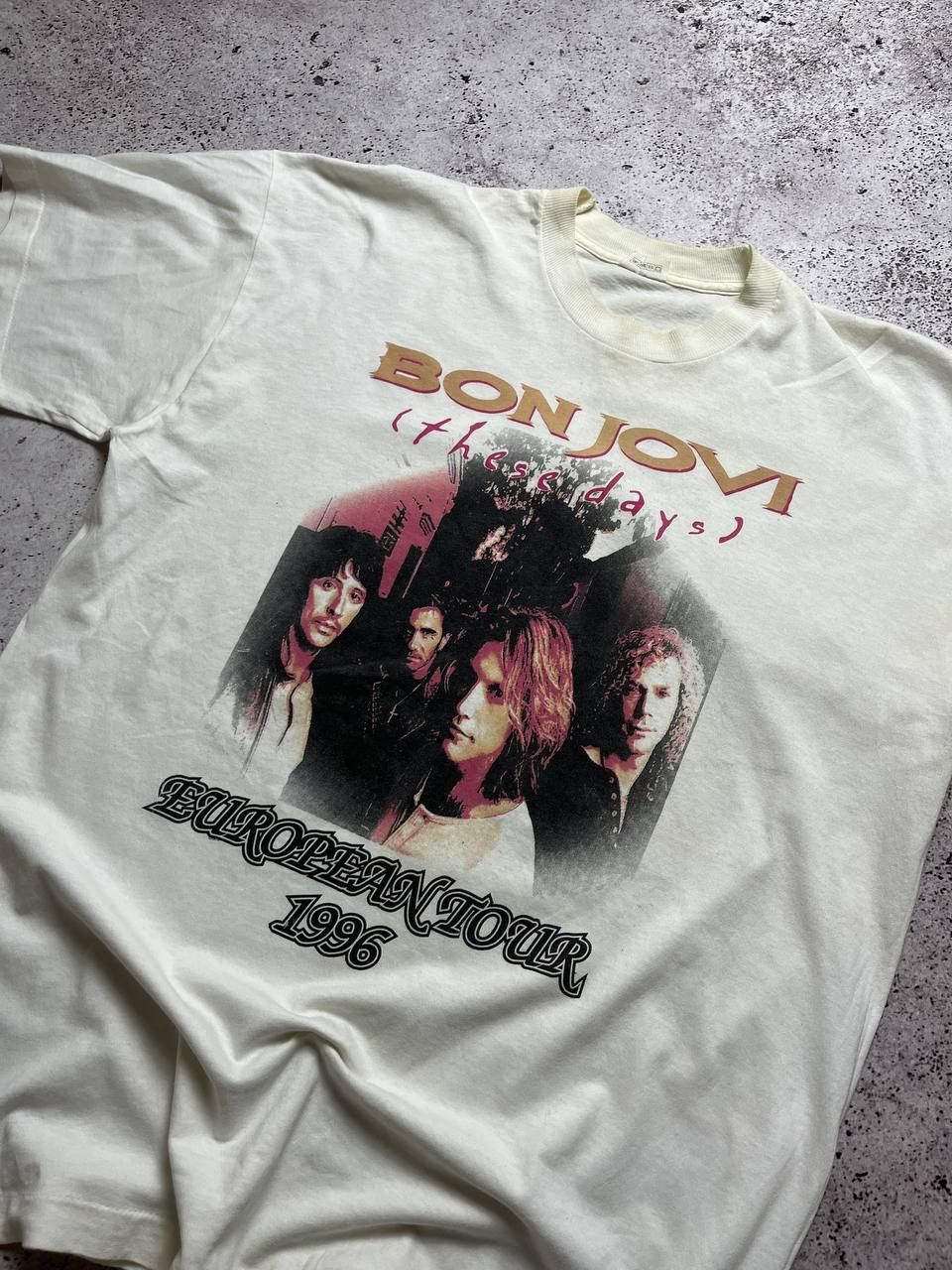 Band Tees Vintage Bon Jovi T-Shirt 1996 Y2K European Tour Size US XL / EU 56 / 4 - 2 Thumbnail