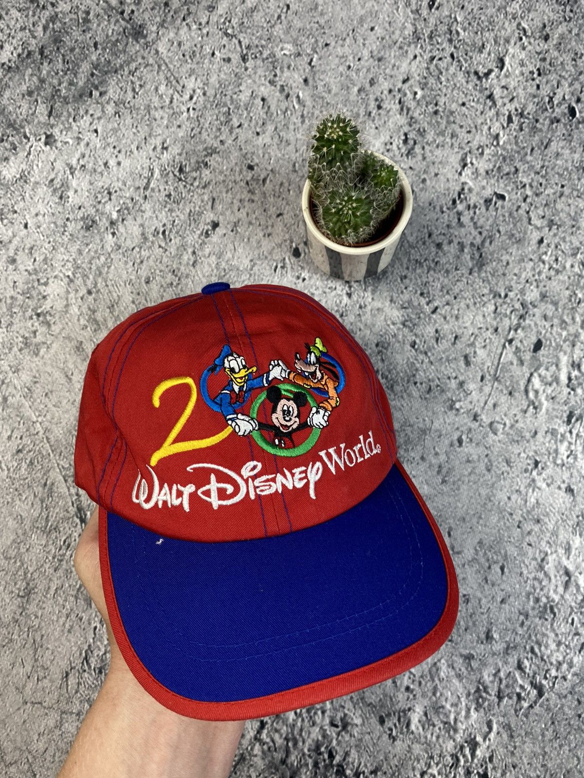 Disney × Mickey Mouse × Vintage Vintage Mickey Disney 2000 hat Cap Size ONE SIZE - 1 Thumbnail