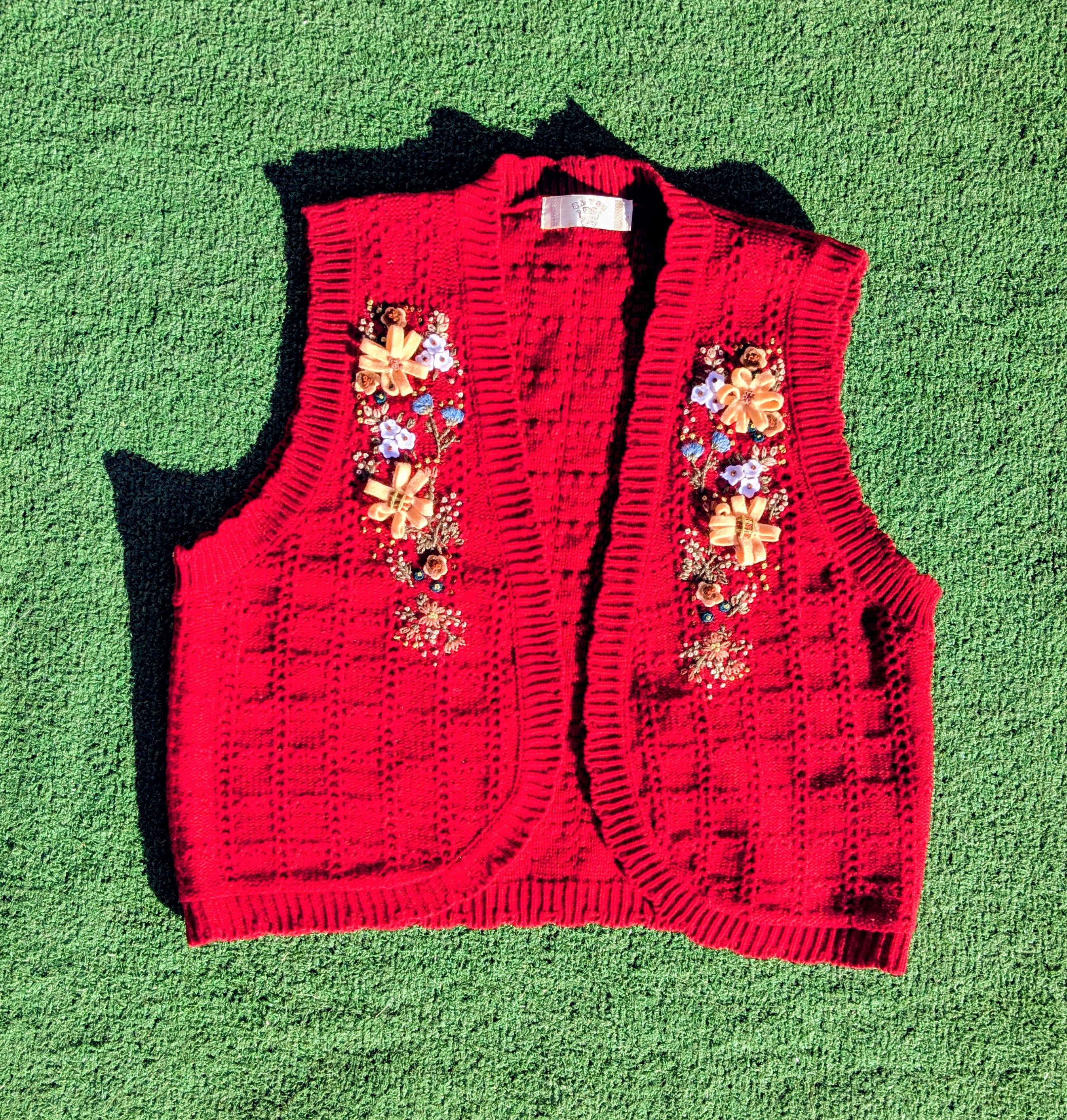 Vintage Floral Embroidered Vintage Petite Japanese Knit Sweater Vest Size S / US 4 / IT 40 - 5 Thumbnail