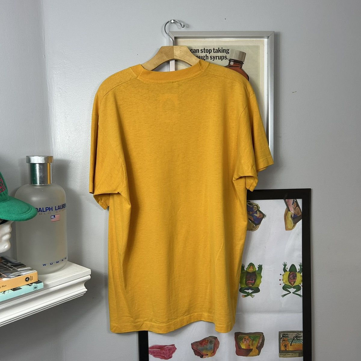 Vintage Vintage 1980s Guess Jeans Screen Stars T Shirt Single Stitch Size US XL / EU 56 / 4 - 2 Thumbnail