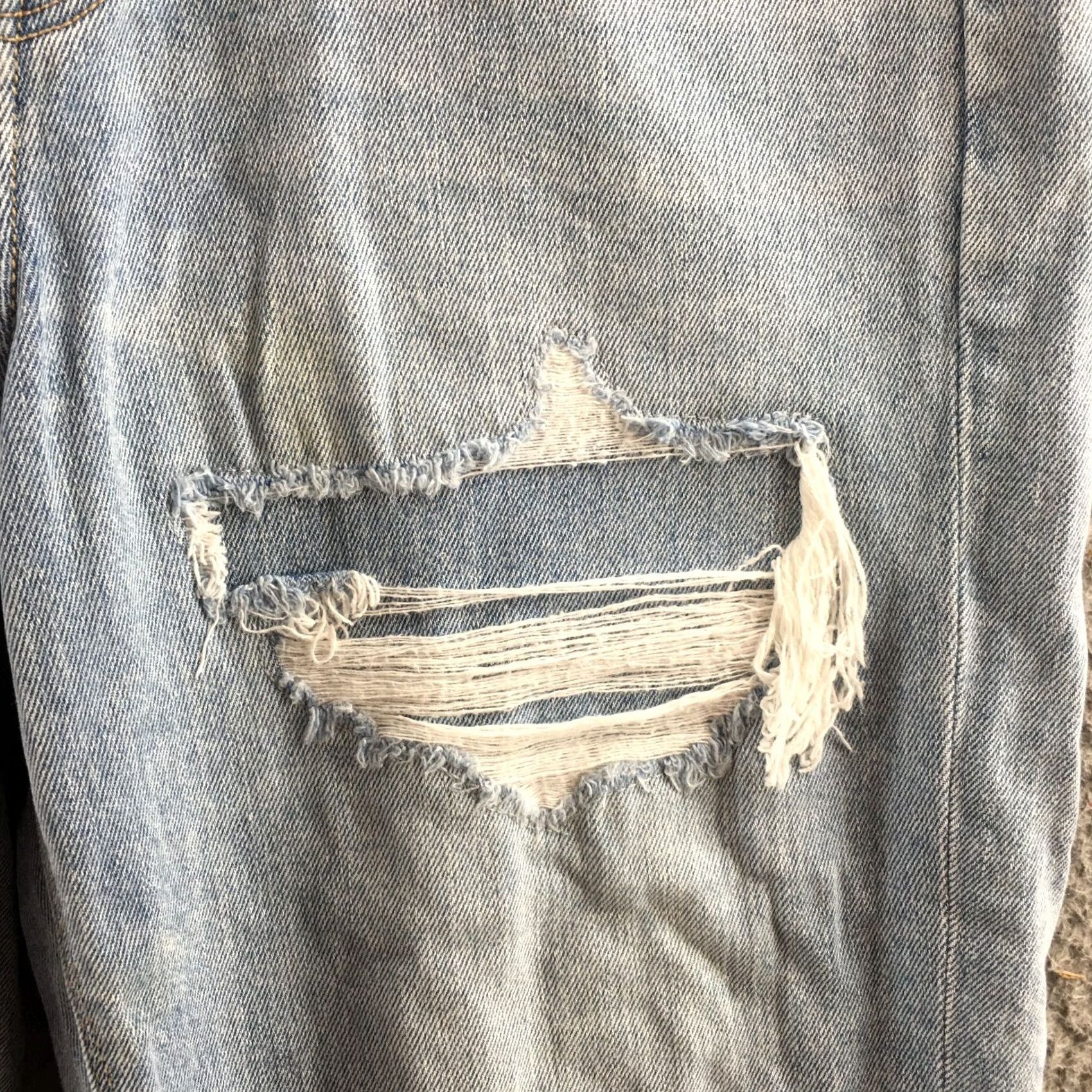 American Eagle Outfitters American Eagle AE Jeans Womens 6 Regular Blue Light Wash Distressed Ripped Denim Size 28" / US 6 / IT 42 - 6 Thumbnail