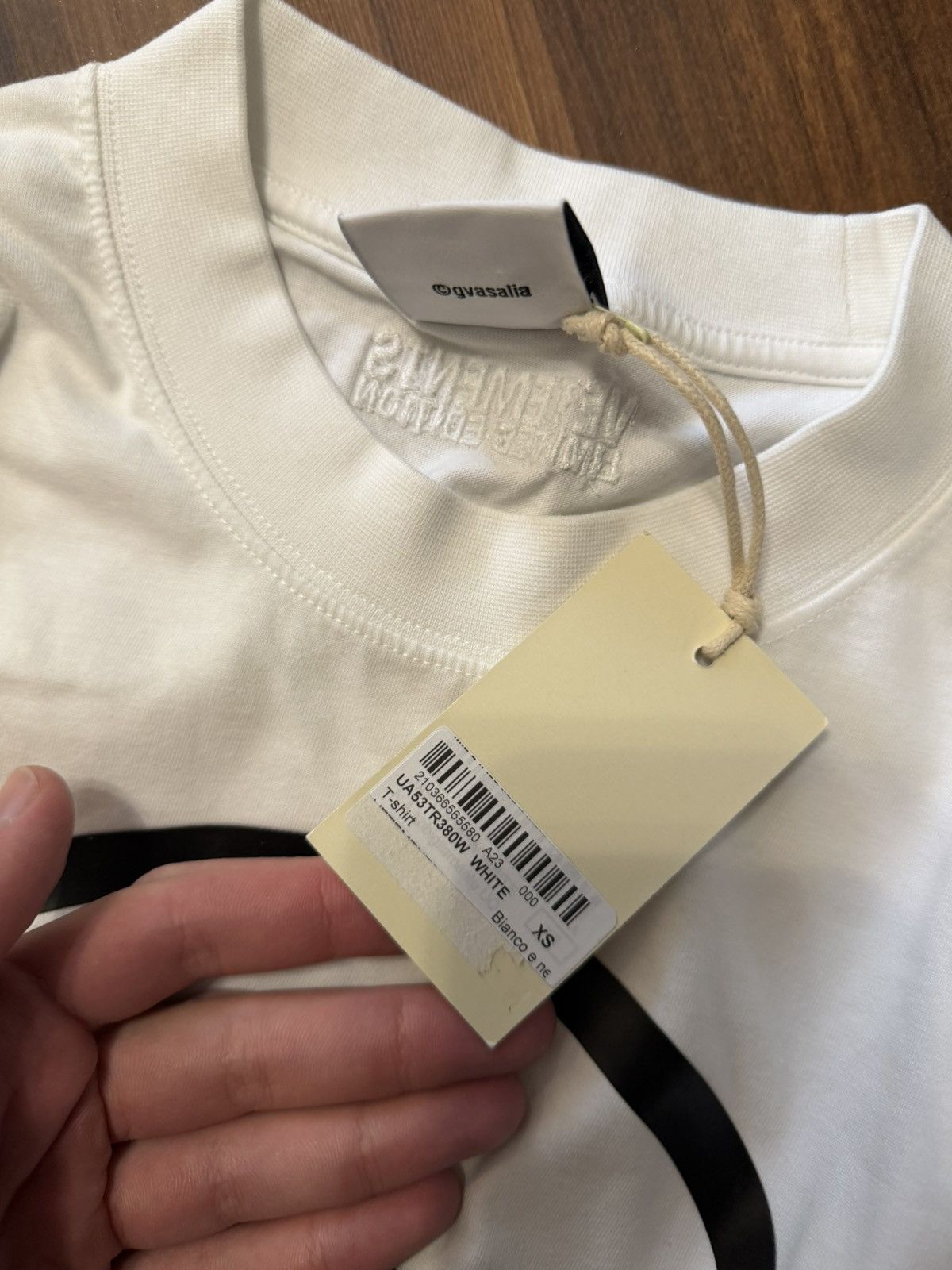 Vetements Vetements 5G White Tee Size US XS / EU 42 / 0 - 5 Thumbnail