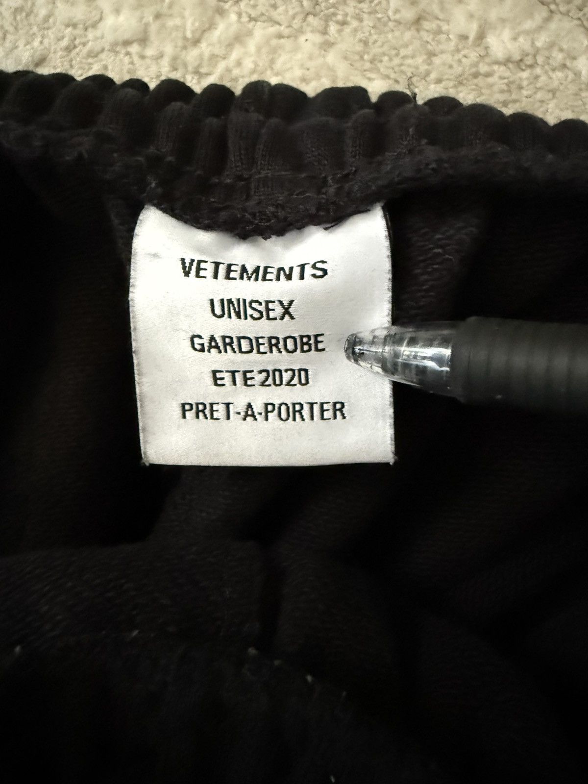 Vetements Vetements Denma Gothic Logo Pants Size US 30 / EU 46 - 3 Thumbnail