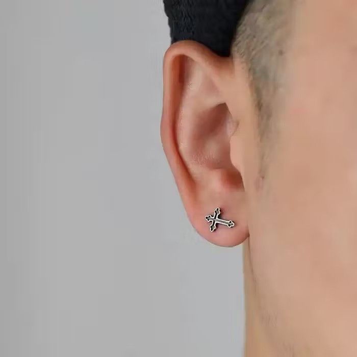 Designer vintage cross stud Size ONE SIZE - 2 Thumbnail