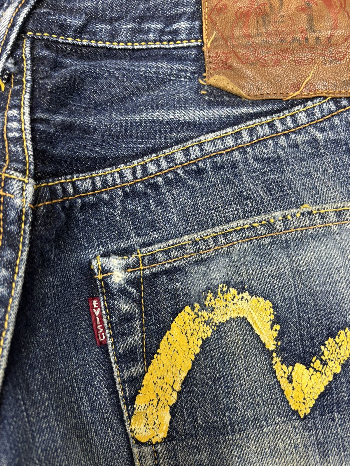 Evisu THRASHED EVISU SELVEDGE CLAWMARK DISTRESSED DENIM JEANS Size US 29 - 11 Thumbnail