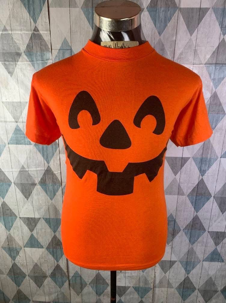 Other Vintage Tshirt Halloween USA Size US XL / EU 56 / 4 - 2 Thumbnail