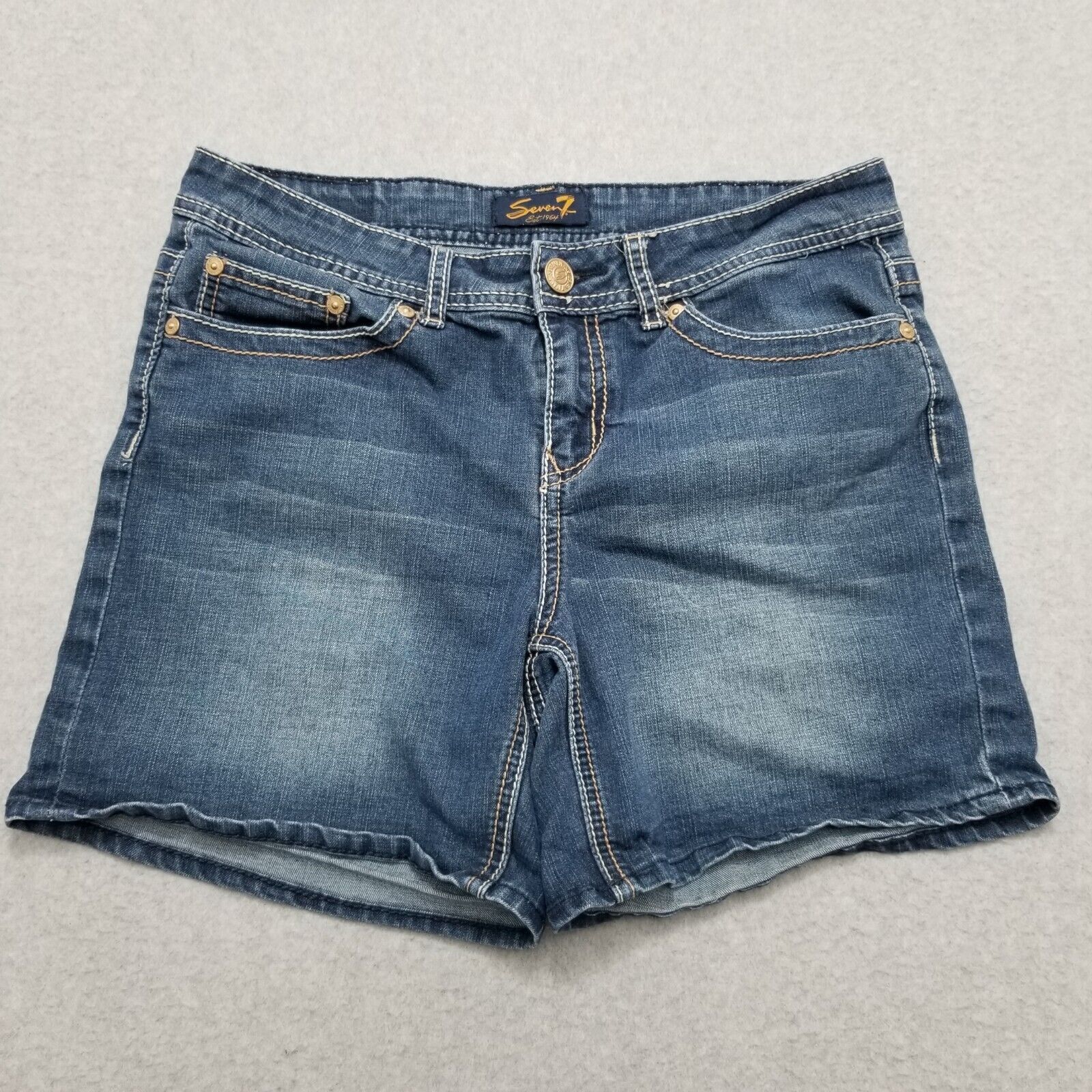 Other Seven Jeans Shorts Women 12 Blue Denim Pockets Size 34" / US 12 / IT 48 - 1 Thumbnail