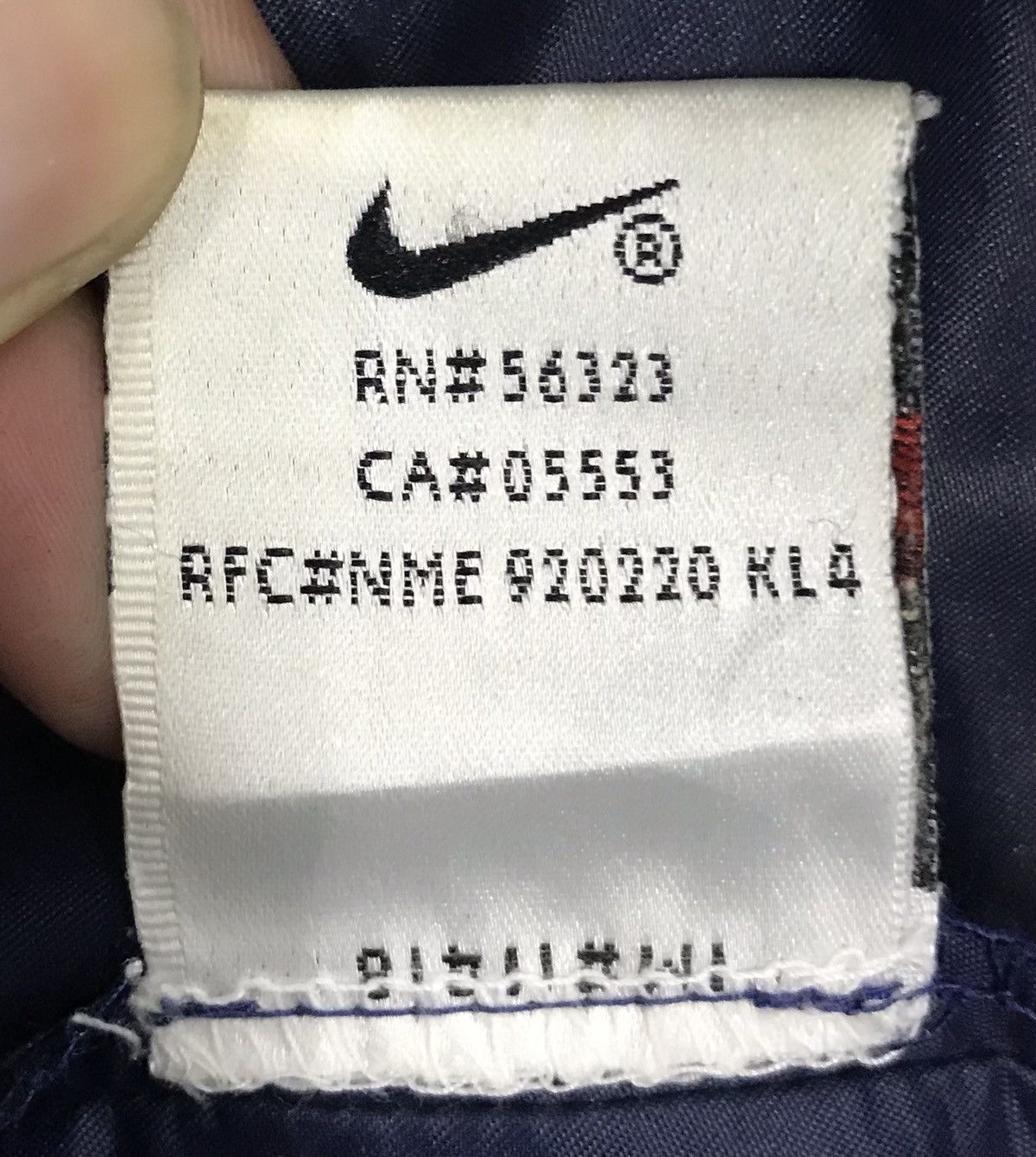 Nike Vintage Nike Hoodie Size US L / EU 52-54 / 3 - 10 Thumbnail