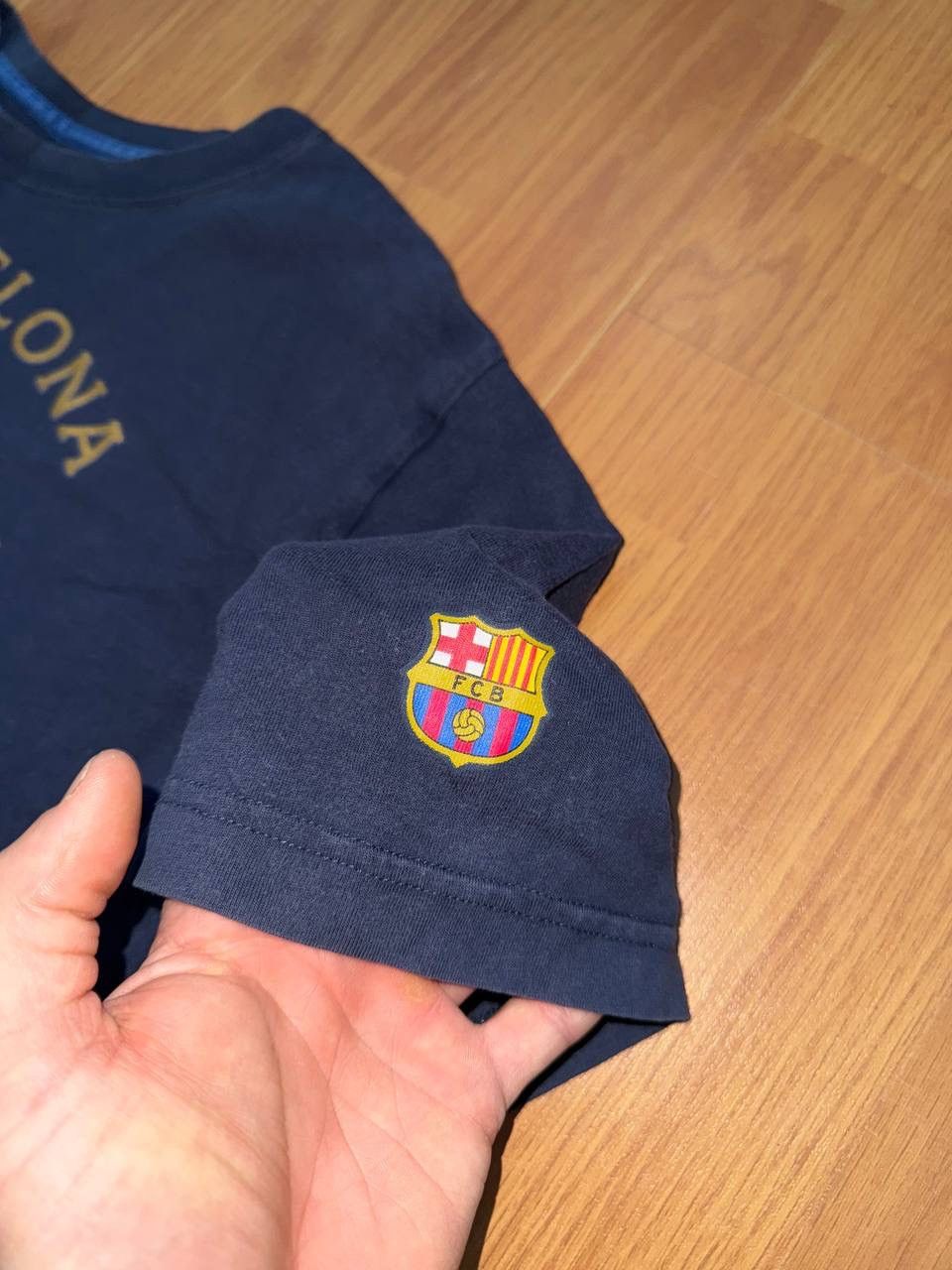 Nike Vintage Nike Barcelona Tshirt Football Soccer Streetwear Size US XL / EU 56 / 4 - 4 Thumbnail