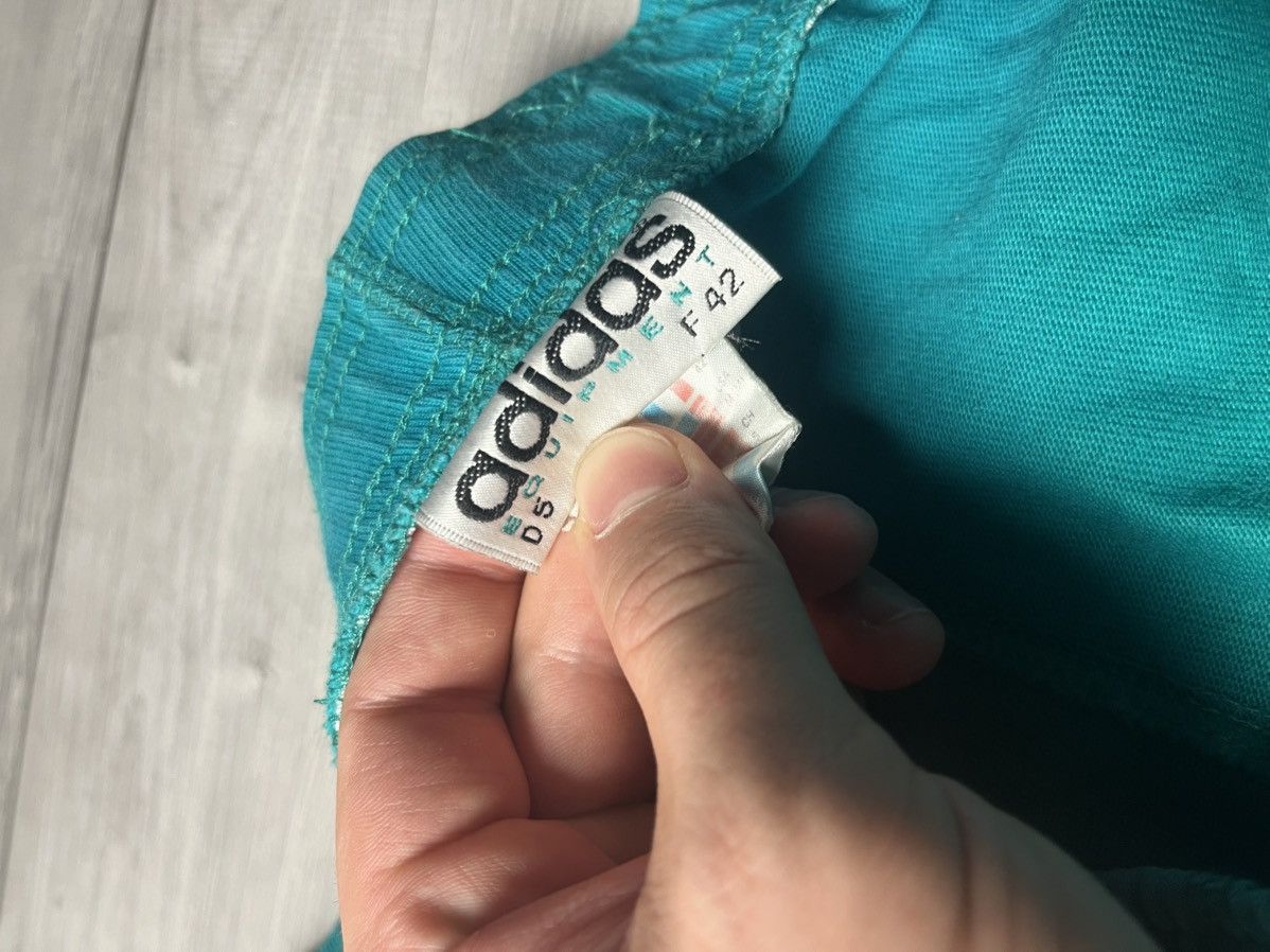 Adidas Vintage adidas equipment short logo size Medium Size US 32 / EU 48 - 3 Thumbnail