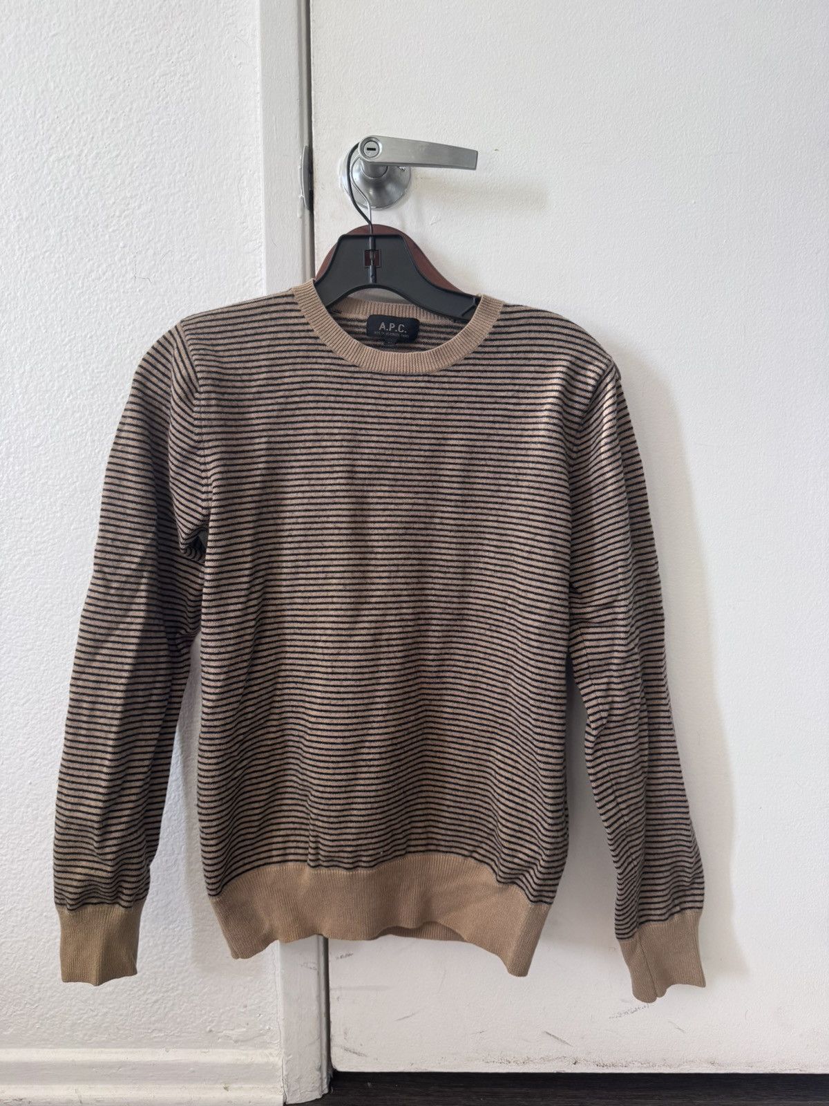 A.P.C. A.P.C. Striped Crewneck Size US S / EU 44-46 / 1 - 1 Thumbnail