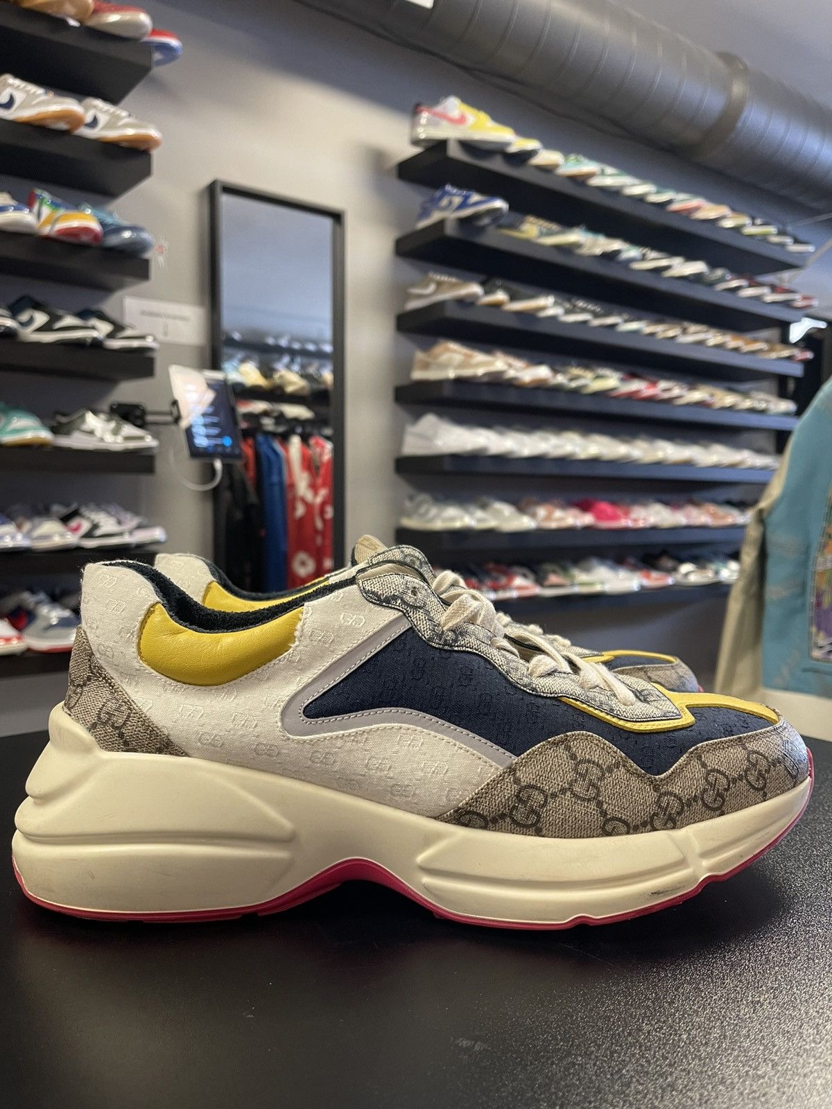 Gucci Size 10.5G/11US - Gucci GG Rhyton White/Yellow/Brown Men's Size US 11 / EU 44 - 3 Thumbnail