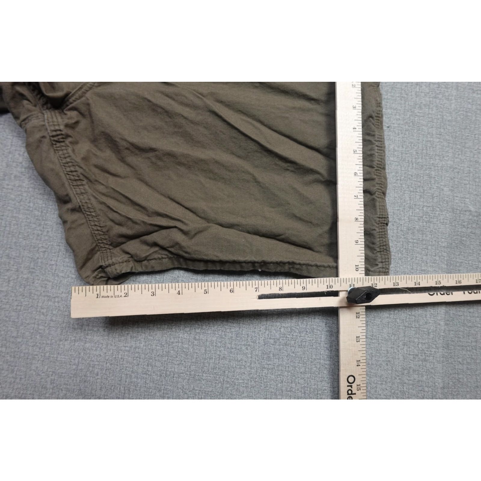 Carhartt Carhartt Mens Shorts Cargo Brown Canvas Work Utility 44 Waist Inseam 7 Size US 44 / EU 60 - 7 Thumbnail