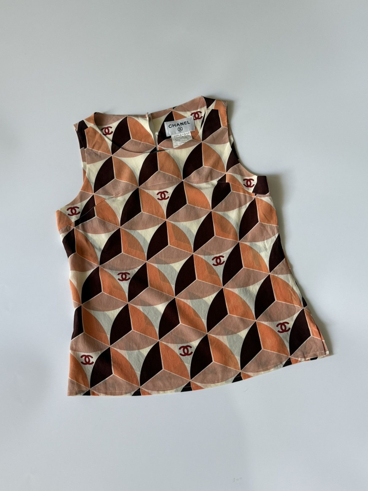 Chanel Vintage Chanel Orange Geometric Print Sleeveless Blouse Size XS / US 0-2 / IT 36-38 - 5 Thumbnail