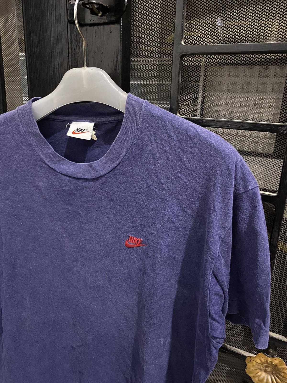 Nike × Vintage Vintage nike small swoosh 90s sun faded tee Size US L / EU 52-54 / 3 - 2 Thumbnail