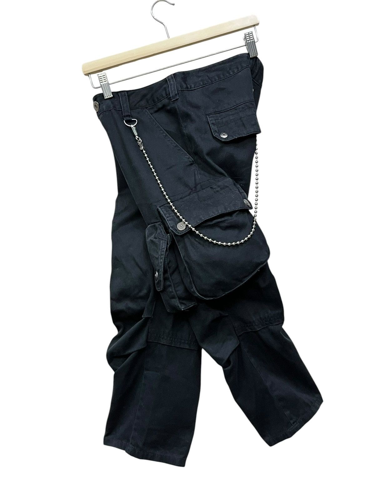LOWBOX Lowbox Avant Garde 3D Cargo Gasmask 3/4 Shorts Pants Size US 29 - 6 Thumbnail