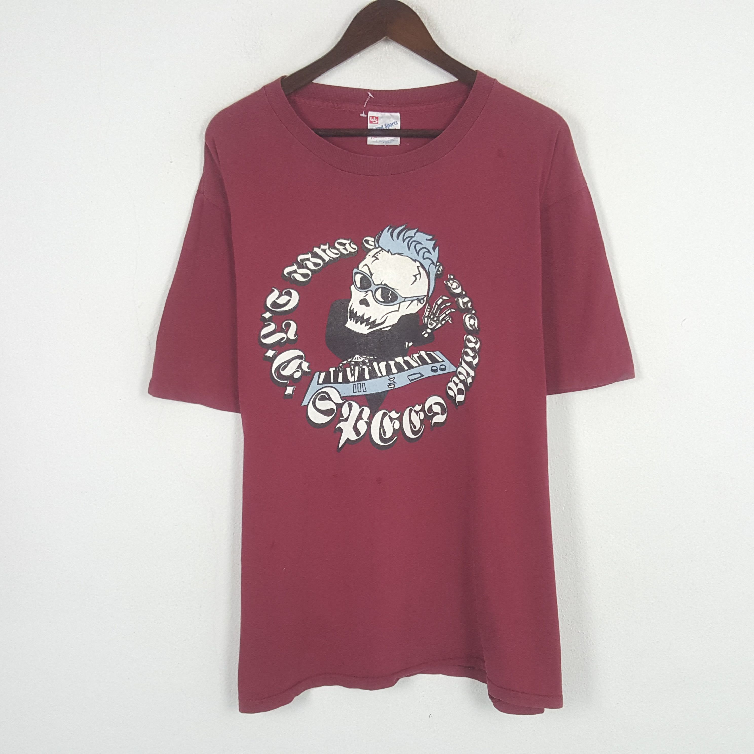 Other Vintage Blue Mohawk Skulls Tshirt Size US XL / EU 56 / 4 - 1 Thumbnail