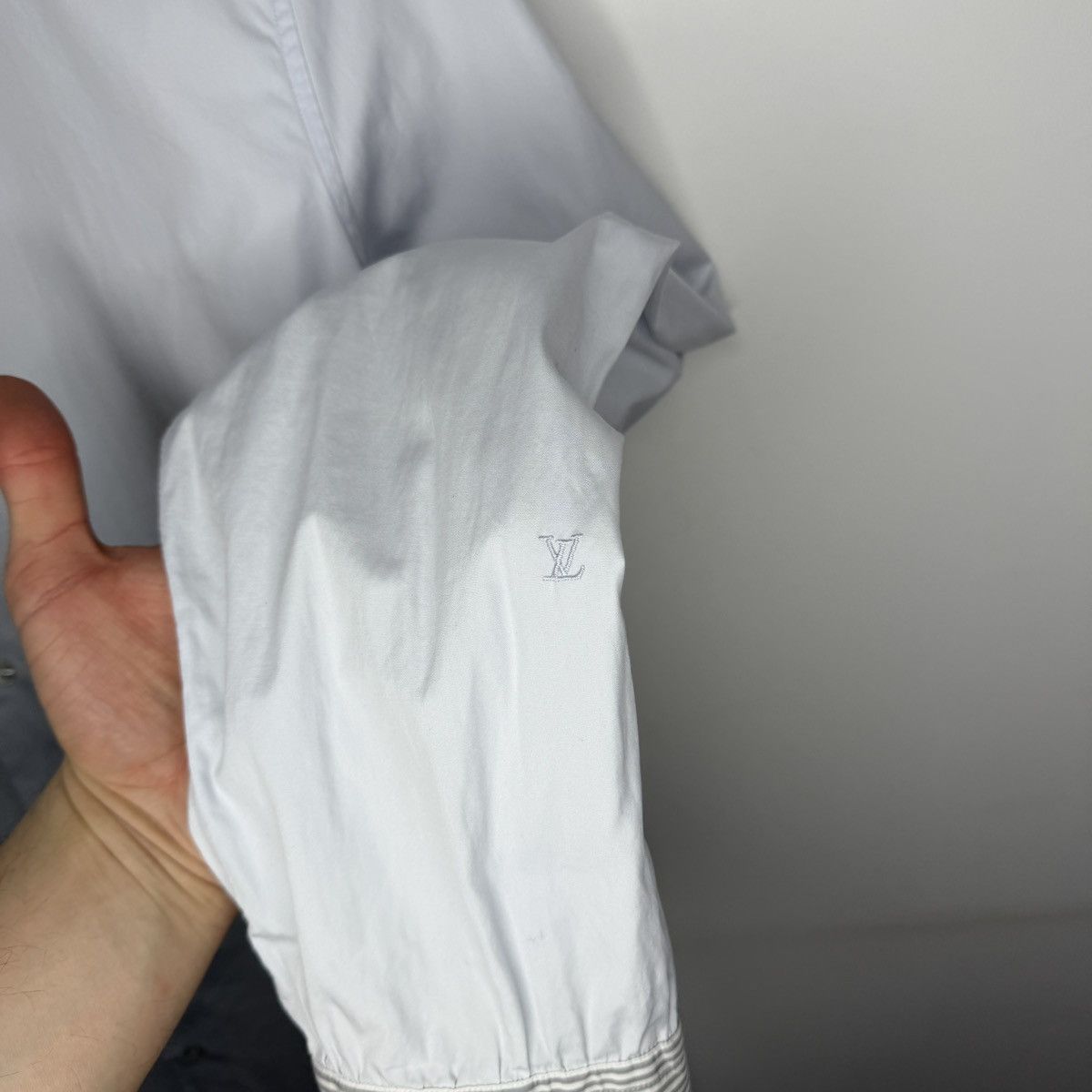 Louis Vuitton Louis Vuitton Classic Luxury Light Blue Shirt Size US M / EU 48-50 / 2 - 6 Thumbnail