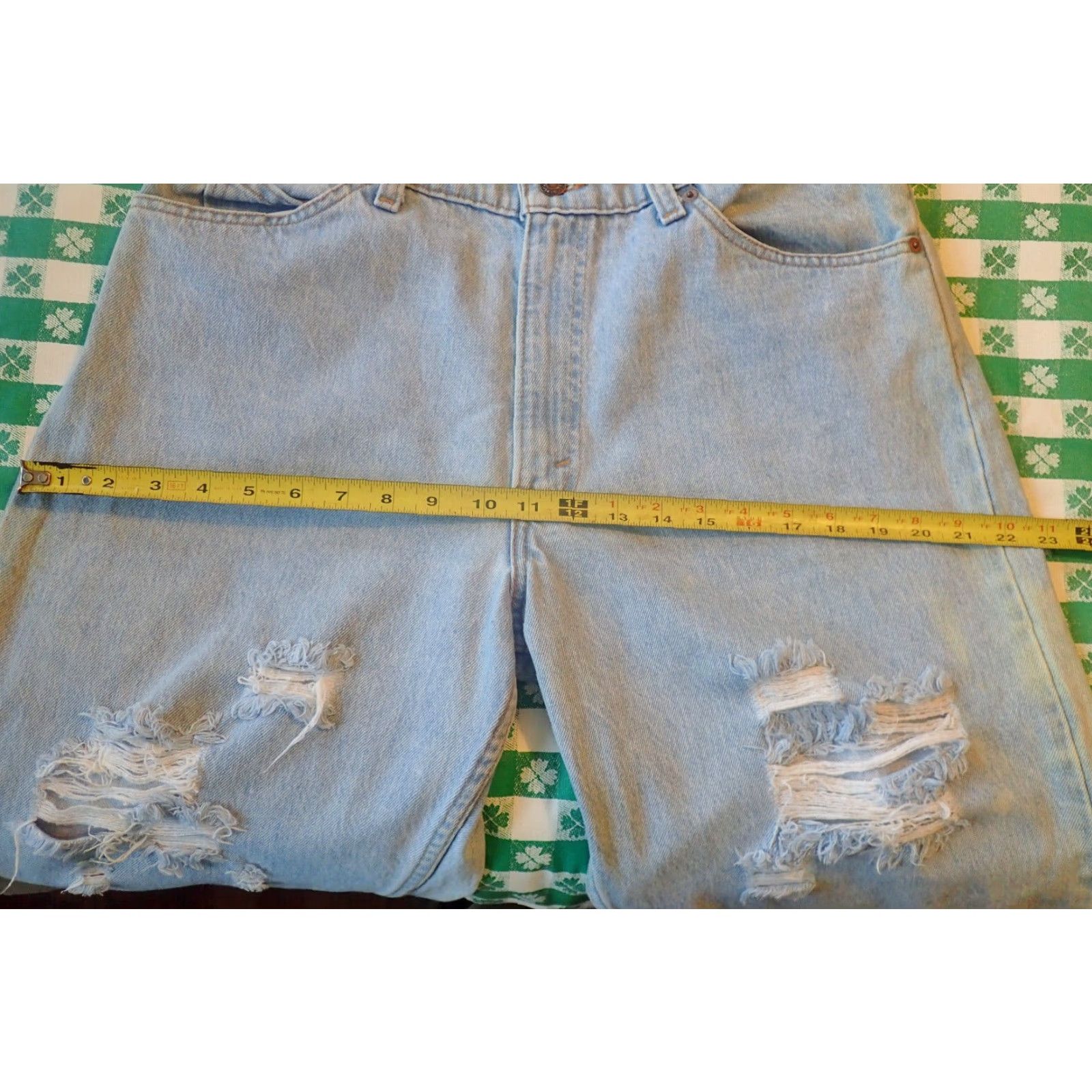 Levi's Vintage 90s Levi's Orange Tab Distressed Jeans Men’s Blue Denim 34x33 Mid Rise Relaxed Fit 500 Series USA Size US 34 / EU 50 - 7 Thumbnail