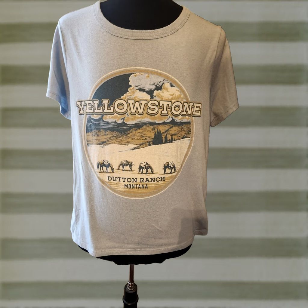 Vintage Yellowstone Dutton Ranch Montana Crop Top T Shirt Size XXL Blue Size XXL / US 16-18 / IT 52-54 - 1 Thumbnail