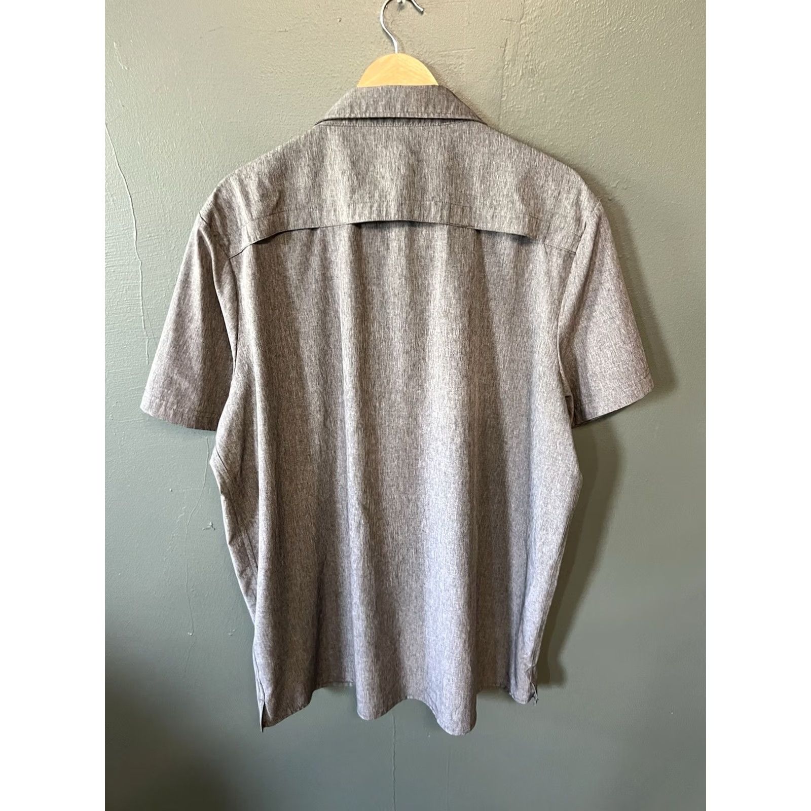 ZeroXposur ZeroXposur Travel Series Men’s 2XL Short Sleeve Button Up W/ Front Zipper Pocket Shirt Ladies? Size US 39 - 2 Thumbnail