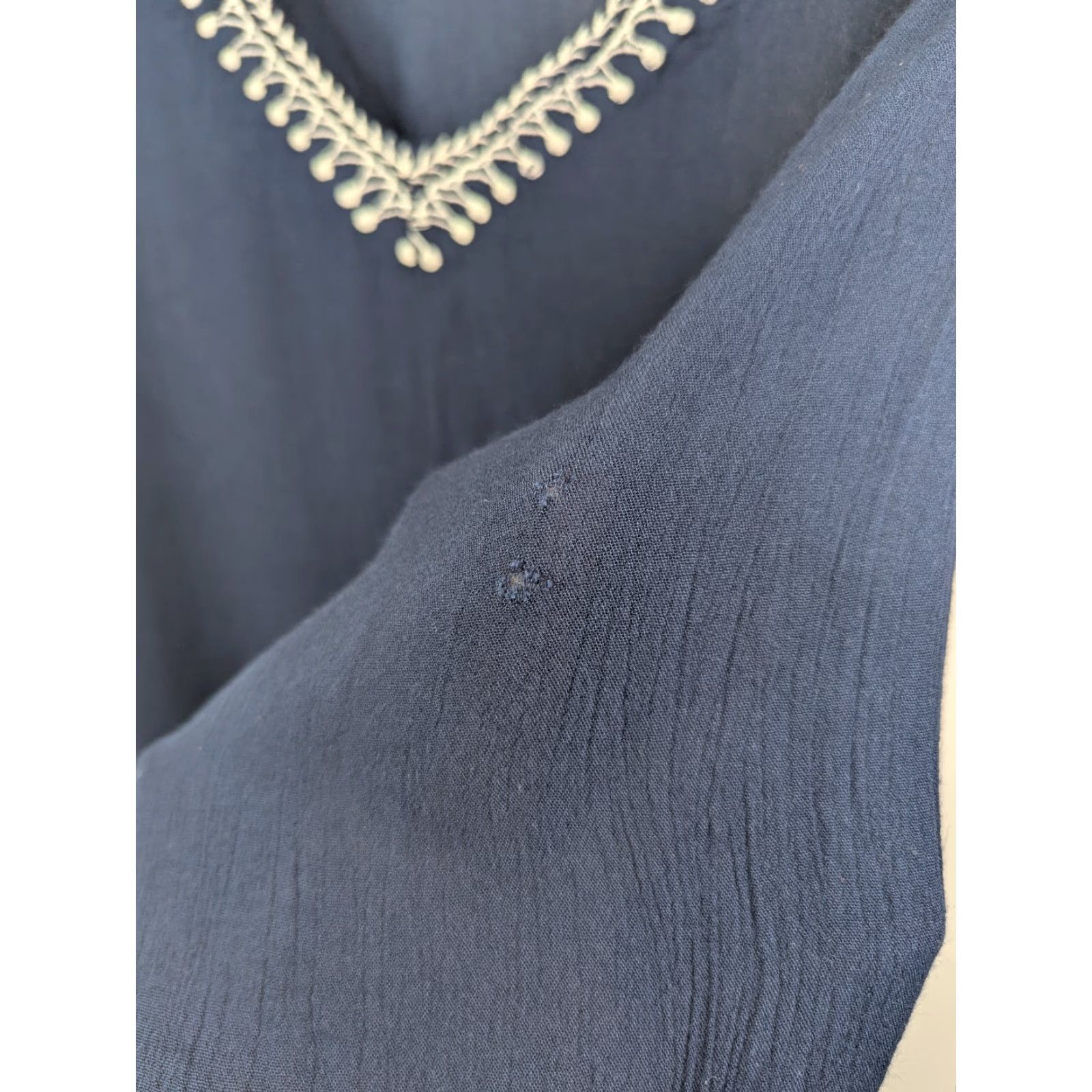 Vintage Jennifer & Grace Women Shirt L Navy V-Neck 3/4 Sleeve Rayon Blouse Size L / US 10 / IT 46 - 4 Thumbnail