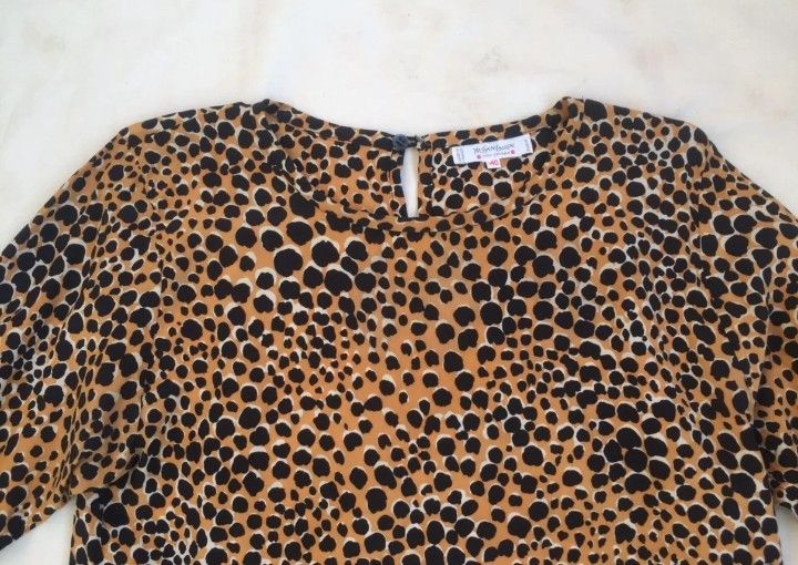 Yves Saint Laurent YSL Rive Gauche Vintage x Nan Duskin Leopard Top Blouse Size M / US 6-8 / IT 42-44 - 4 Thumbnail