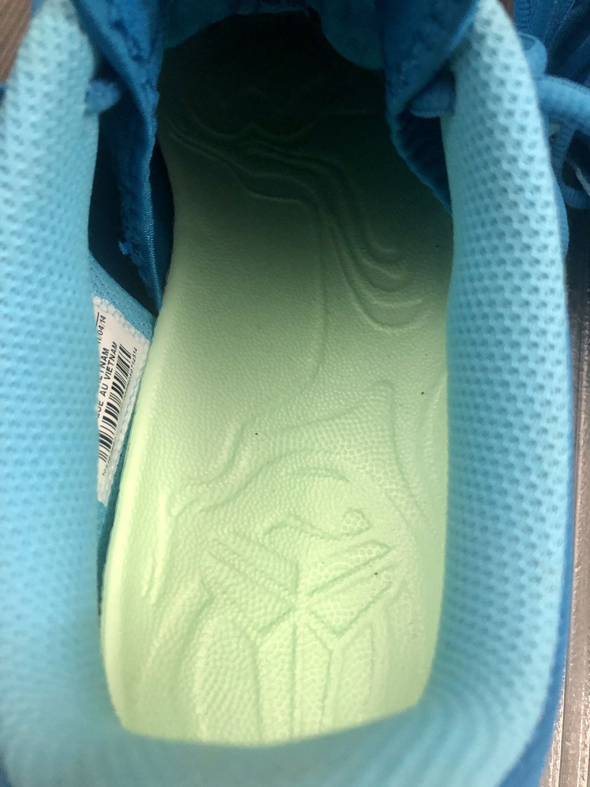 Nike kobe mentality 5 Clearwater 10US New w/o Box Size US 10 / EU 43 - 9 Thumbnail