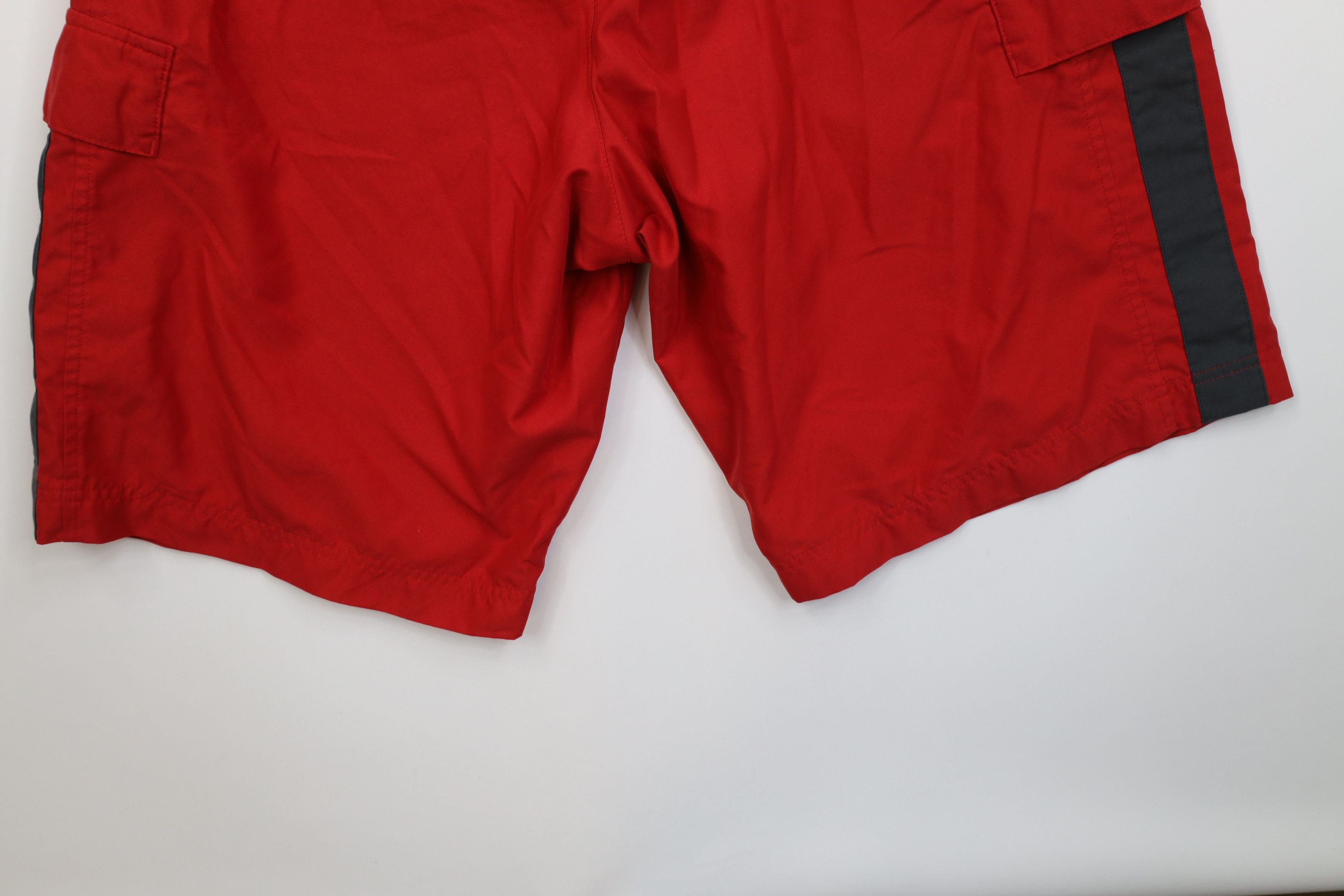 Nike Vintage Y2K Nike Scott Mini Swoosh Lined Cargo Shorts Trunks Size US 34 / EU 50 - 14 Thumbnail