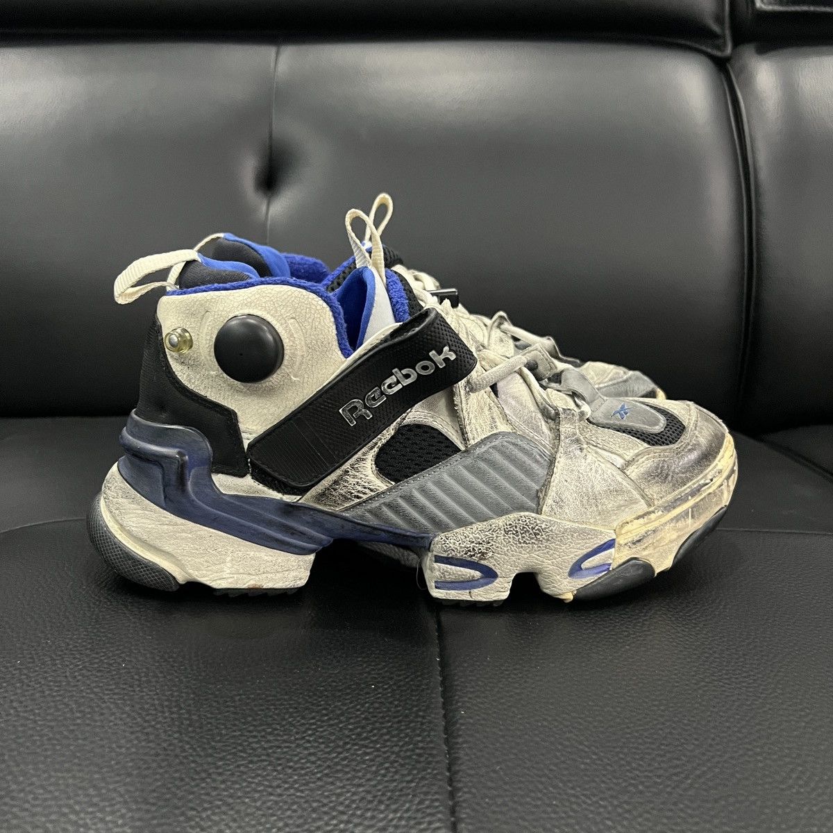Reebok × Vetements Vetements by Reebok Size US 7 / EU 40 - 7 Thumbnail