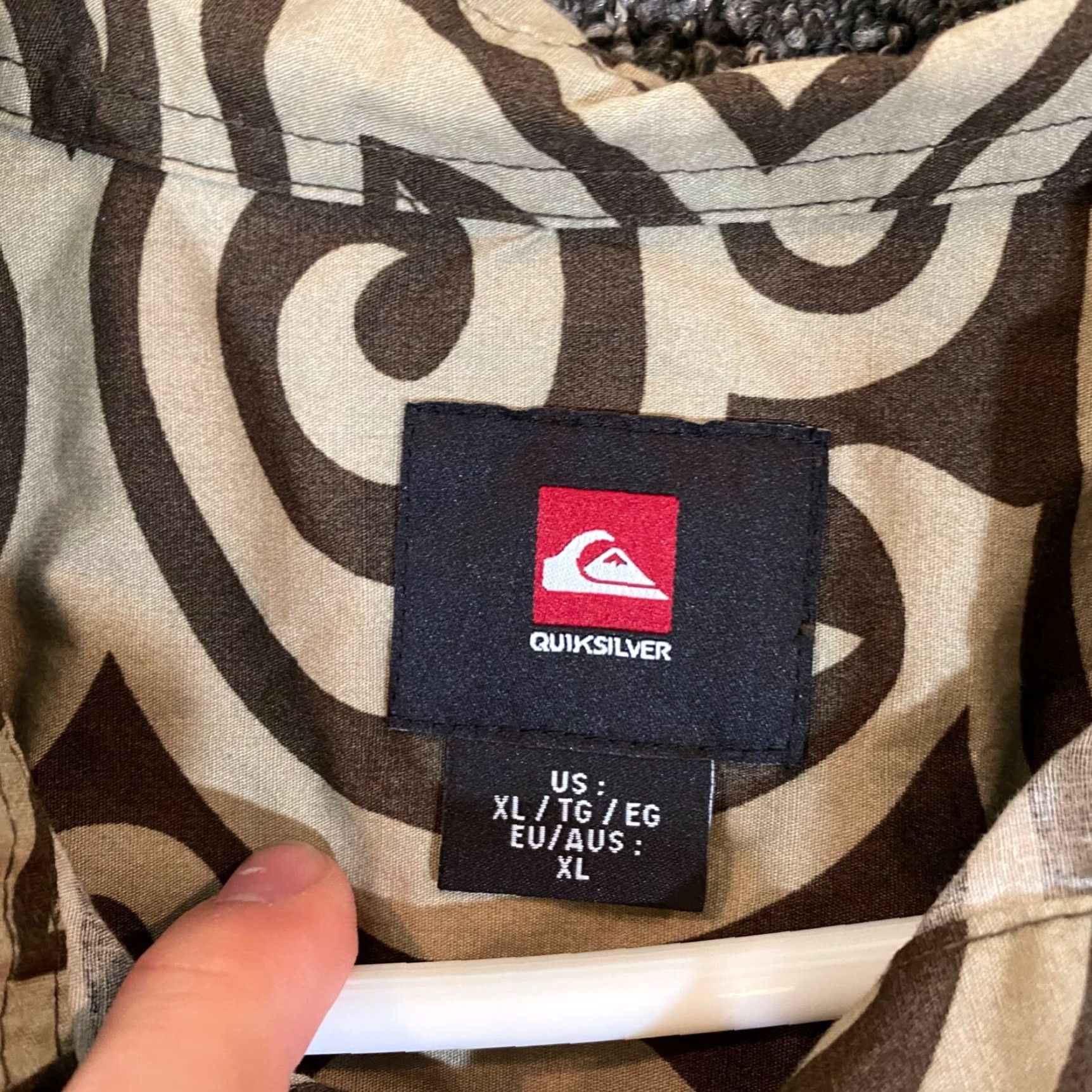 Quiksilver Quiksilver Shirt Mens XL Brown Geometric Button Up Outdoors L/S Pocket Size US XL / EU 56 / 4 - 2 Thumbnail