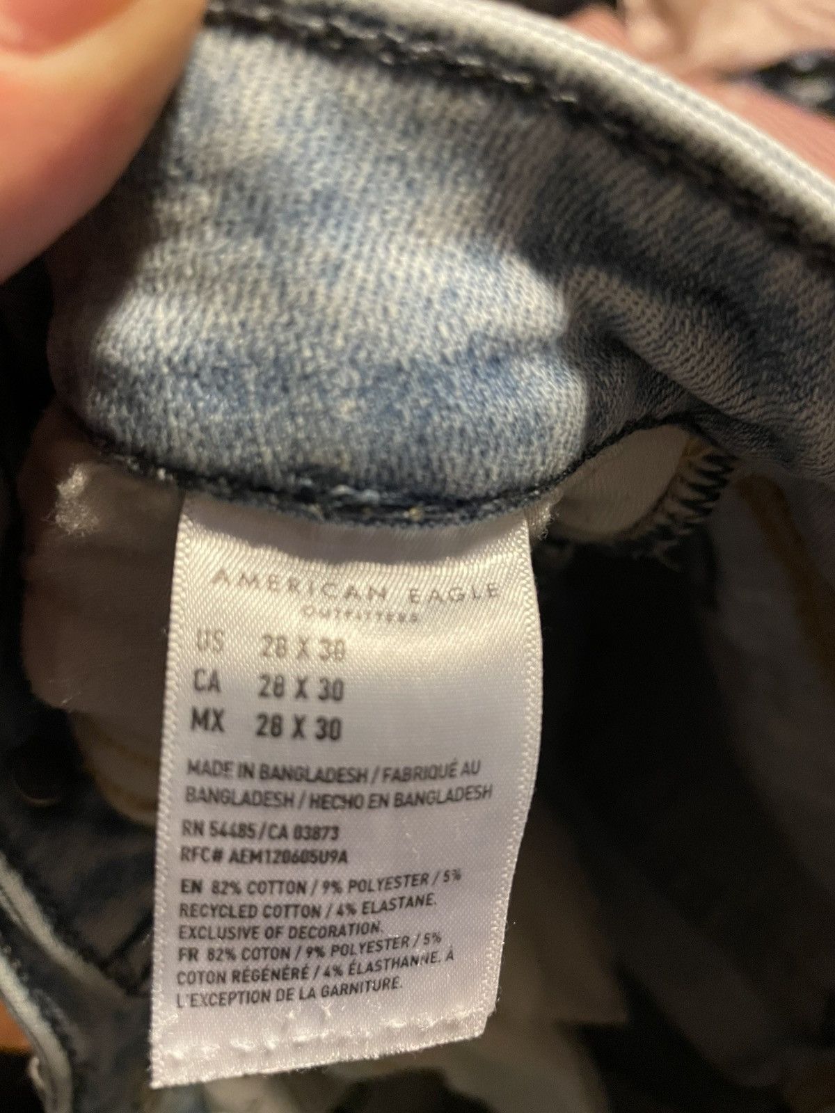 American Eagle Outfitters American eagel ripped skinny jeans airflex 28/30 Size US 28 / EU 44 - 6 Thumbnail