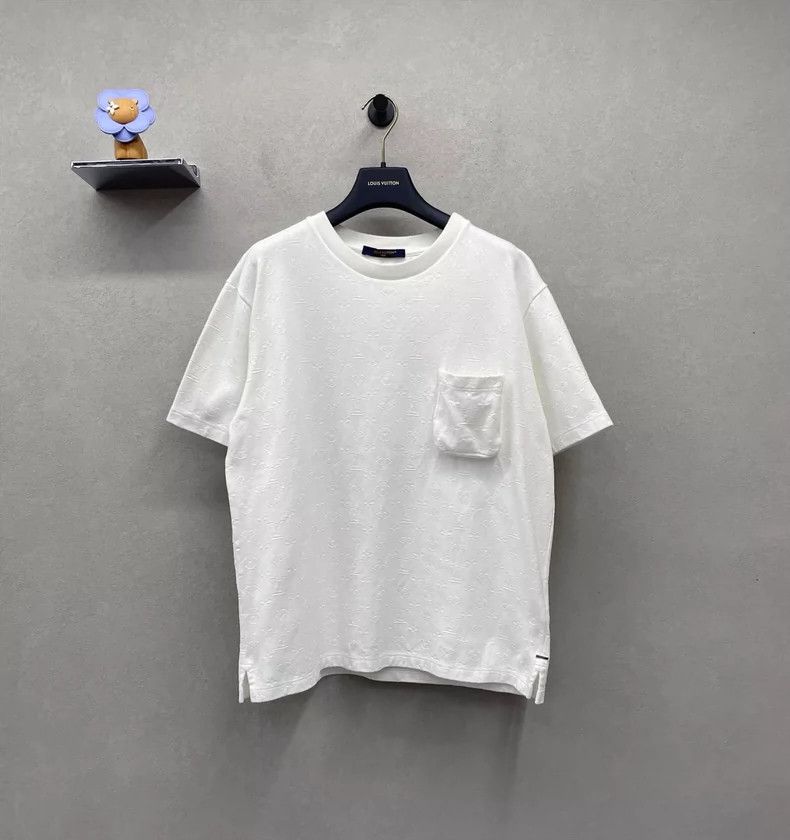 Louis Vuitton Louis Vuitton Dark pattern presbyopia 3D pocket short sleev Size US XL / EU 56 / 4 - 1 Thumbnail