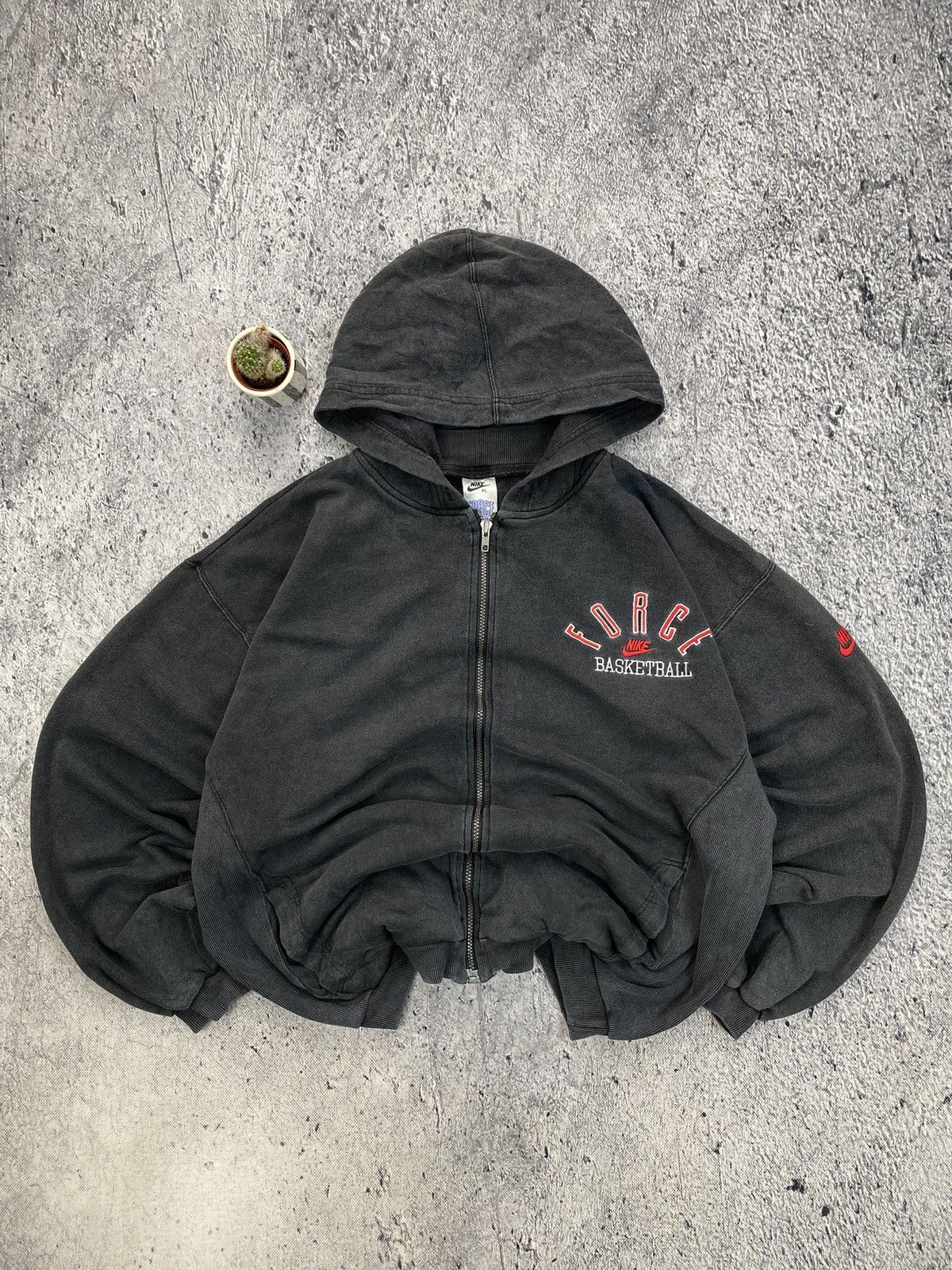 Nike × Vintage Vintage Hoodie Nike Force Basketball uda Size US XL / EU 56 / 4 - 1 Thumbnail