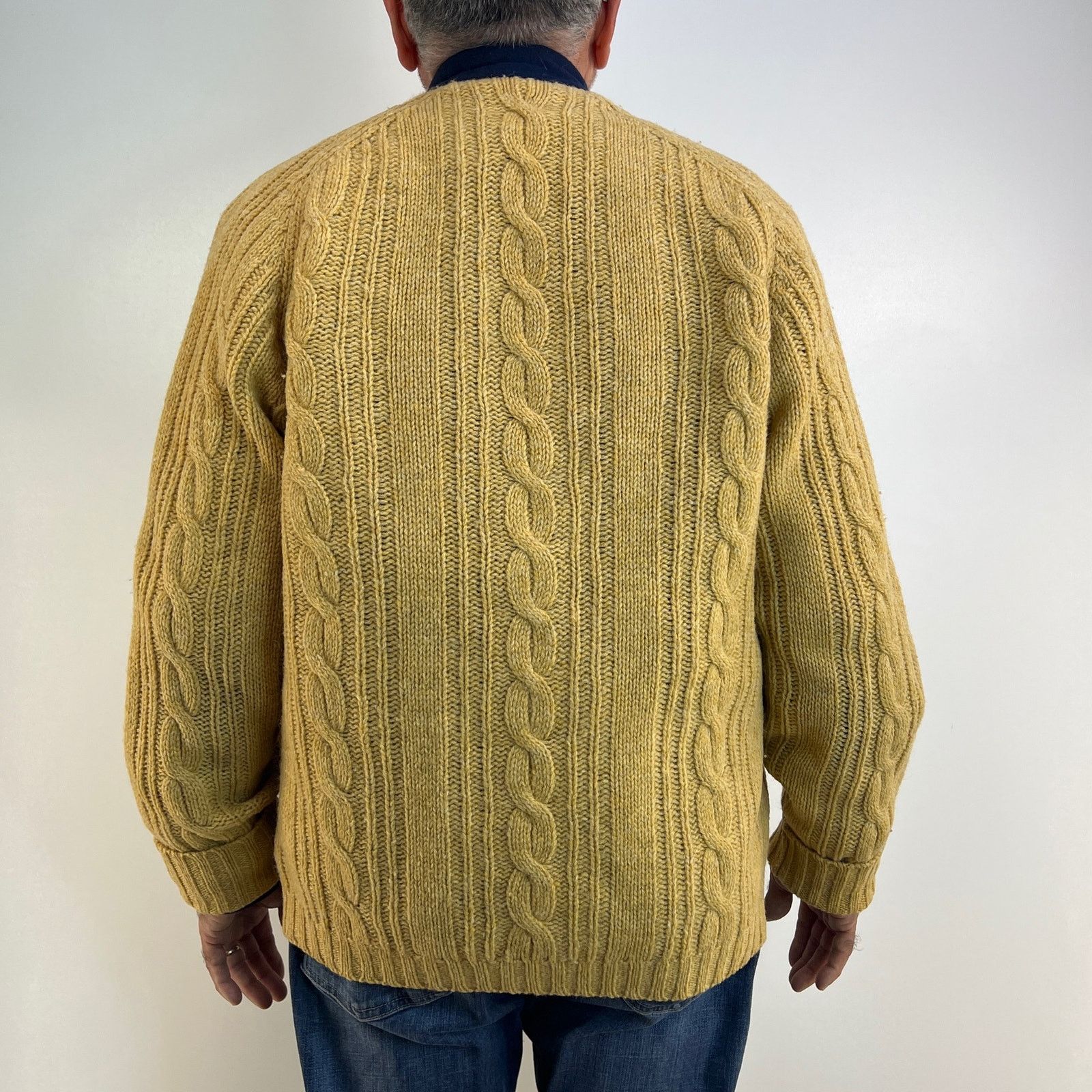 Vintage Vintage Alan Paine Shetland Wool Cable Knit Cardigan Tan Size US M / EU 48-50 / 2 - 7 Thumbnail