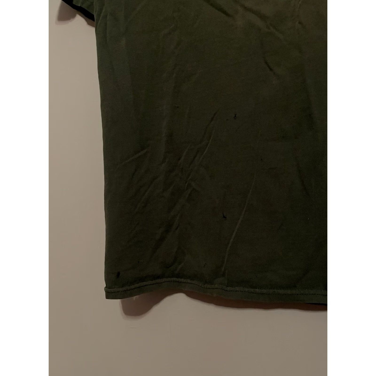 John Deere John Deere T-Shirt Forest Graphic Print Unisex Adults Medium Hole Details 28” Pit to Pit 19” Length 1960 Retro Logo Shirt Size US M / EU 48-50 / 2 - 5 Thumbnail