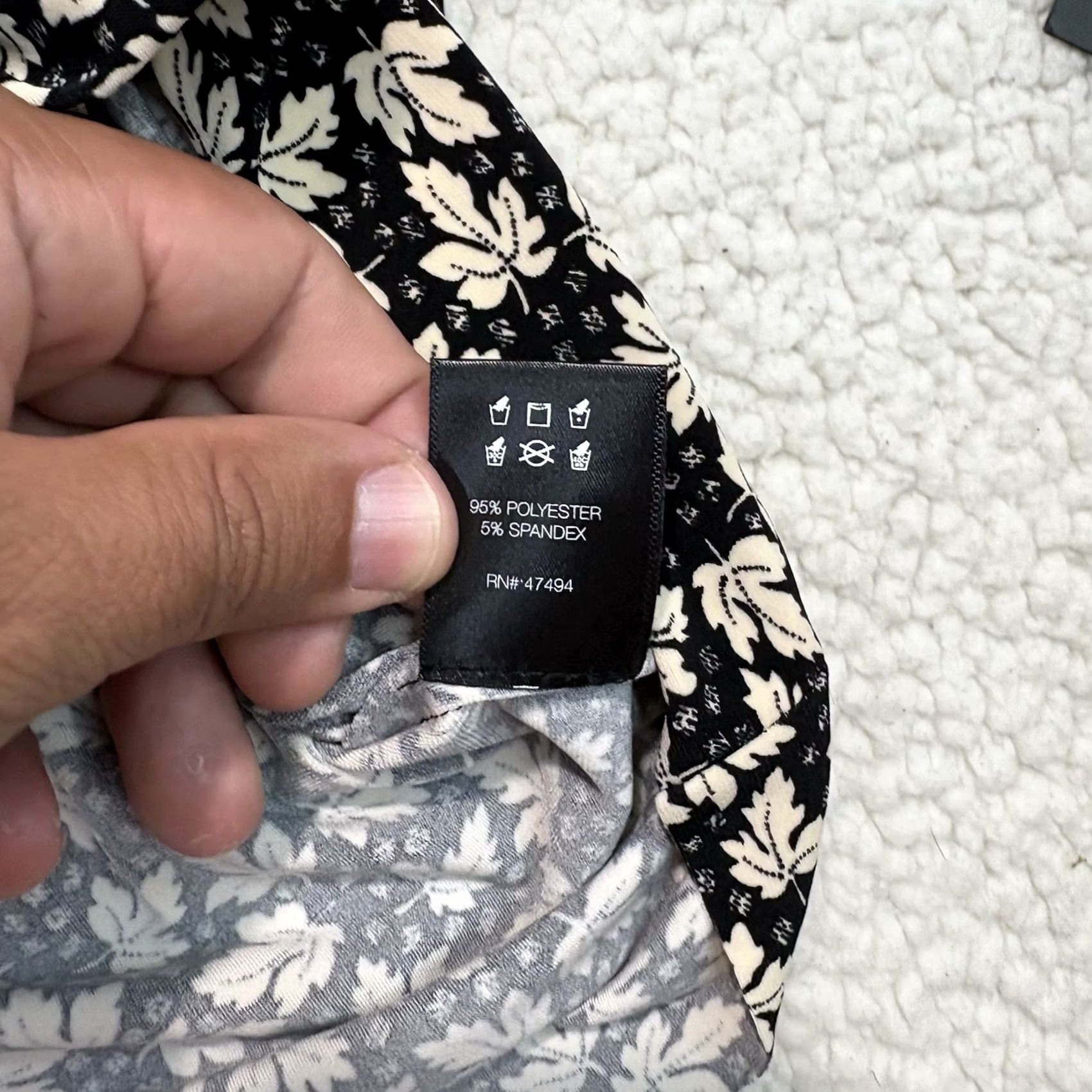 Norma Kamali Norma Kamali Blouse Puff Sleeve Scarf NWT M Black Ivory Leaves Stretch Jersey Polyester Spandex Women's Office Autumn Size M / US 6-8 / IT 42-44 - 7 Thumbnail