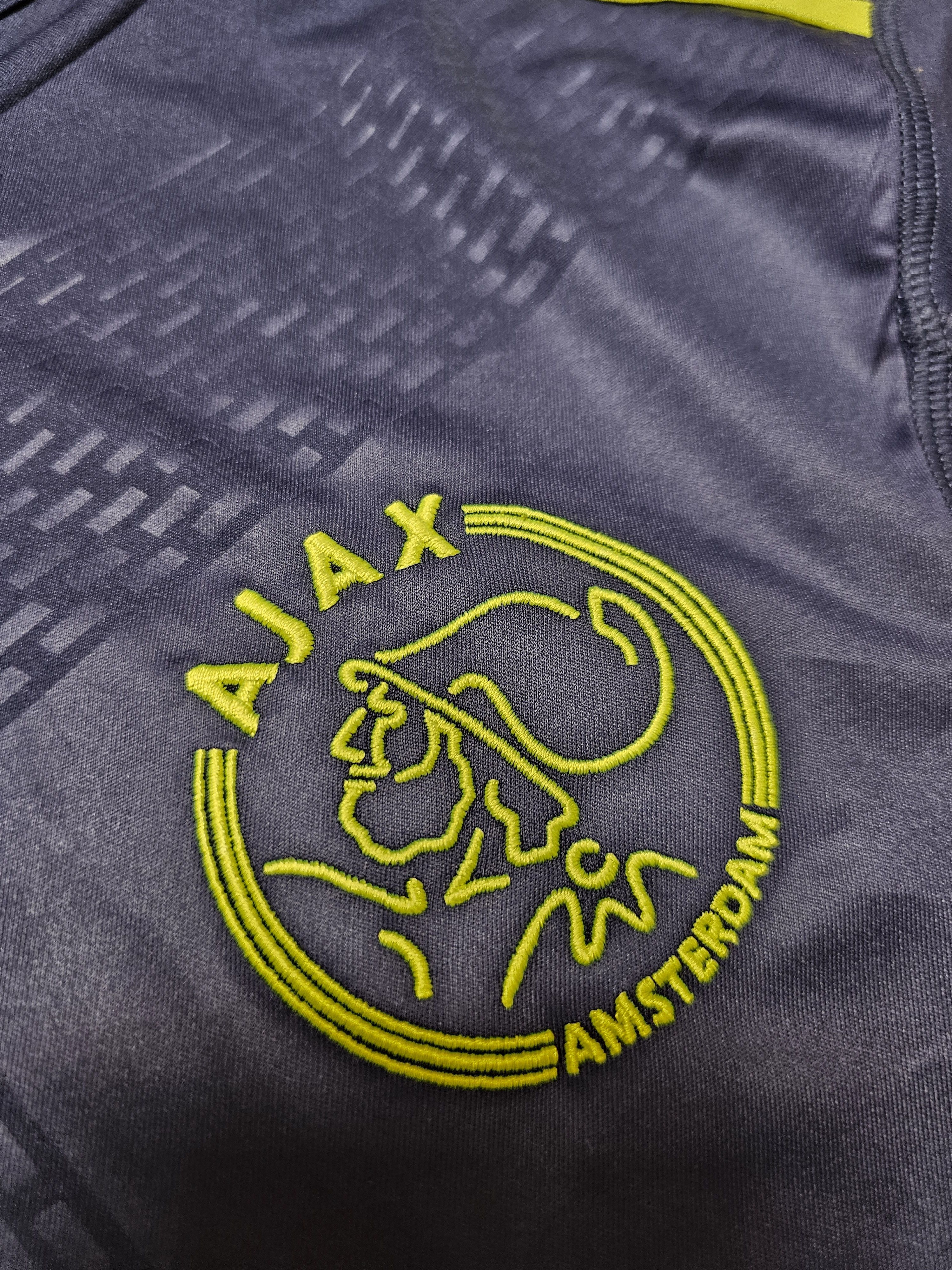Adidas AJAX AMSTERDAM 2010 2011 AWAY FOOTBALL SHIRT SOCCER JERSEY Size US S / EU 44-46 / 1 - 4 Thumbnail